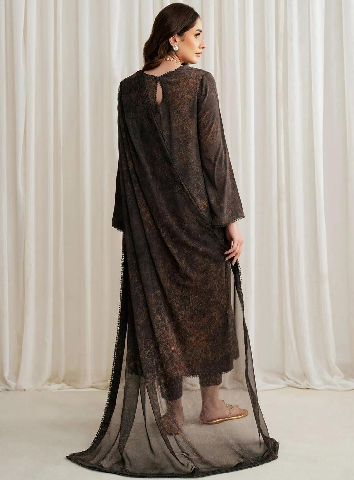 Prints By Zarif Printed Georgette Silk 3 Piece Unstitched Suit ZF24P ZGS-02 YASHA Prints By Zarif Printed Georgette Silk 3 Piece Unstitched Suit ZF24P ZGS-02 YASHA