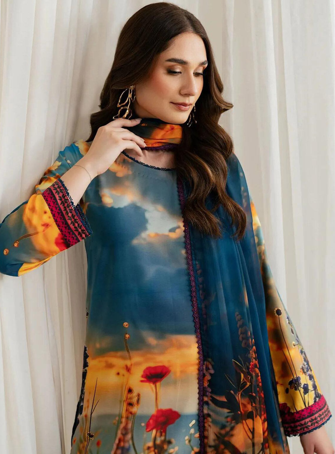 Prints By Zarif Printed Georgette Silk 3 Piece Unstitched Suit ZF24P ZGS-04 OCEAN Prints By Zarif Printed Georgette Silk 3 Piece Unstitched Suit ZF24P ZGS-04 OCEAN