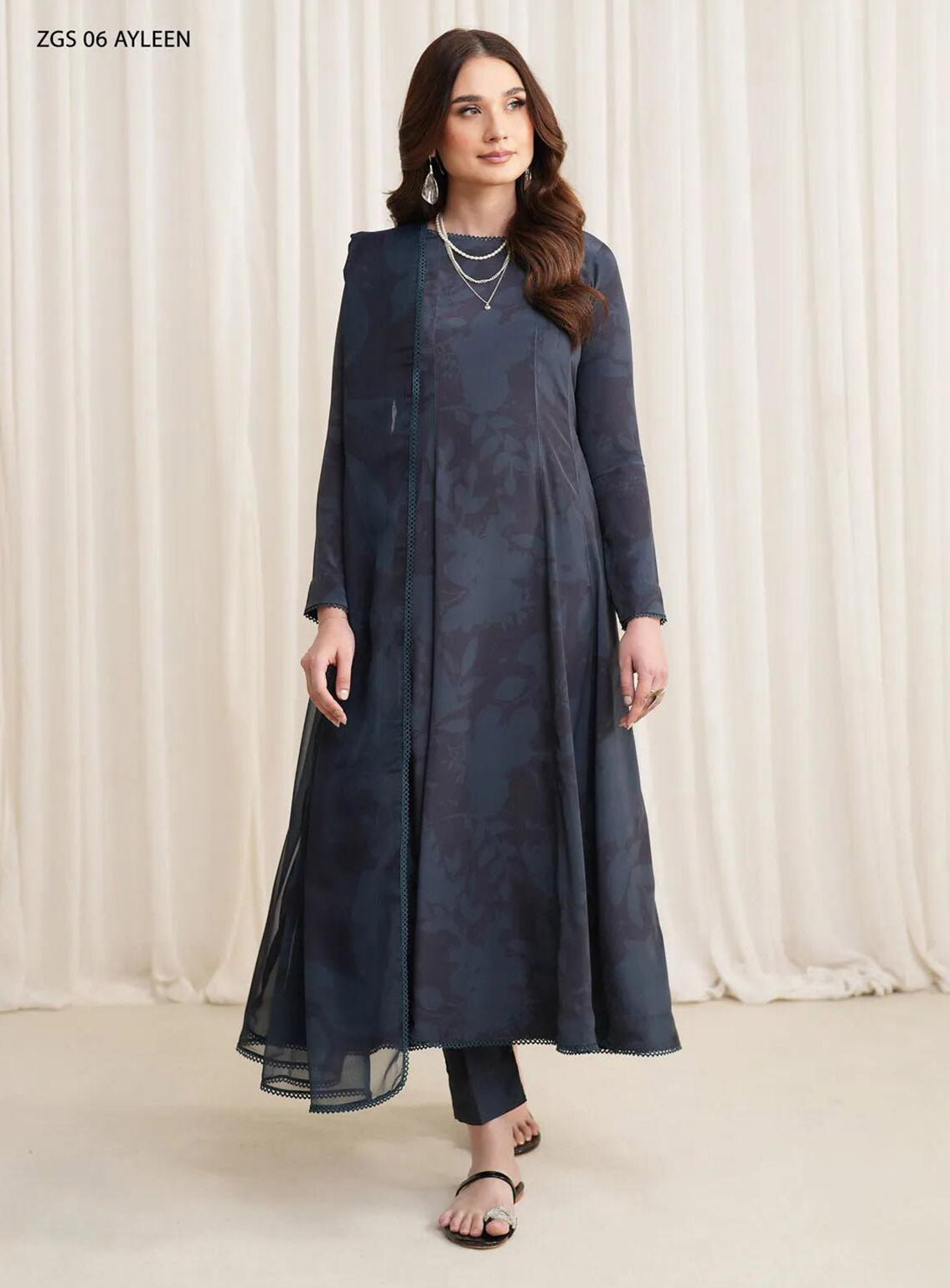 Prints By Zarif Printed Georgette Silk 3 Piece Unstitched Suit ZF24P ZGS-06 AYLEEN Prints By Zarif Printed Georgette Silk 3 Piece Unstitched Suit ZF24P ZGS-06 AYLEEN