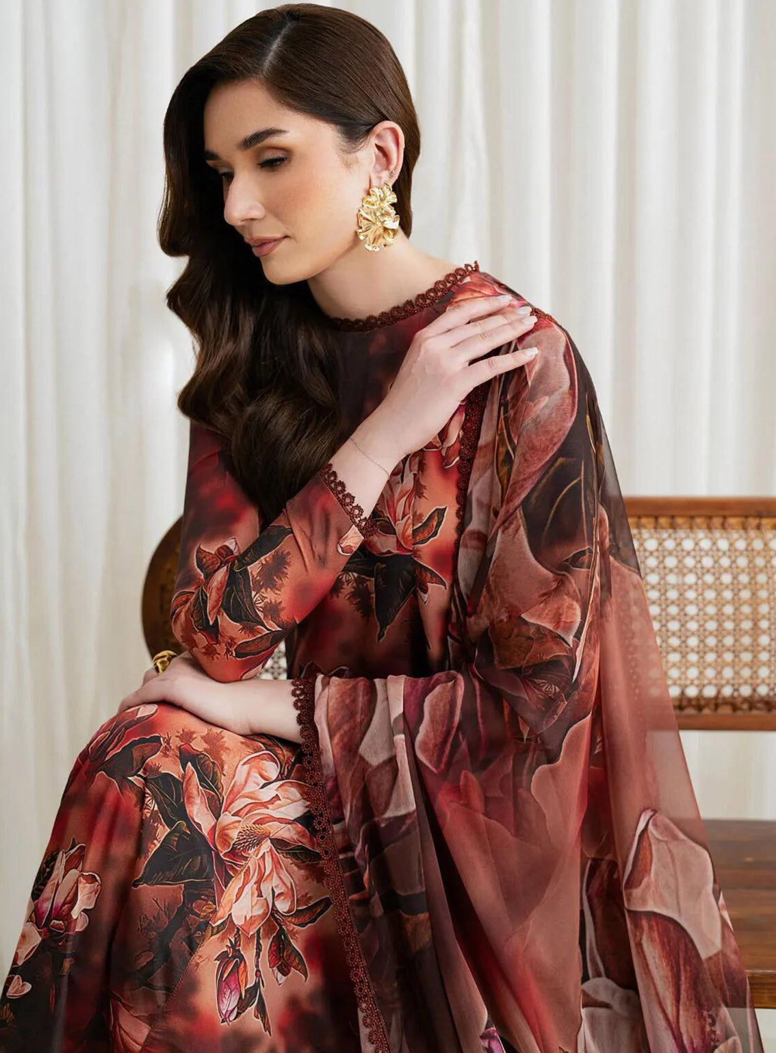 Prints By Zarif Printed Georgette Silk 3 Piece Unstitched Suit ZF24P ZGS-10 CLAIRE Prints By Zarif Printed Georgette Silk 3 Piece Unstitched Suit ZF24P ZGS-10 CLAIRE