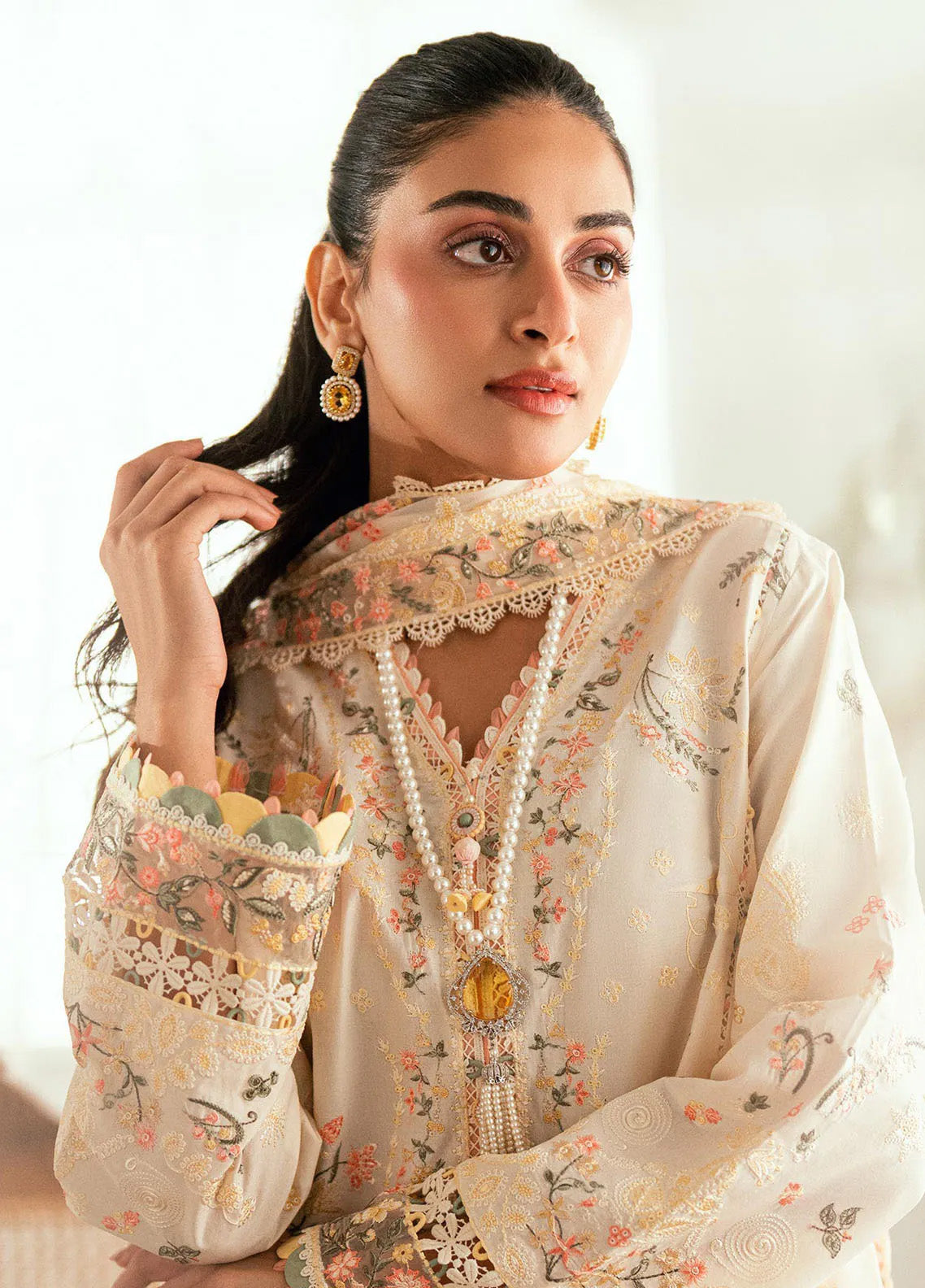 Qalamkar Embroidered Lawn 3 Piece Unstitched Suit QLM25LL SB-01 RINA Qalamkar Embroidered Lawn 3 Piece Unstitched Suit QLM25LL SB-01 RINA