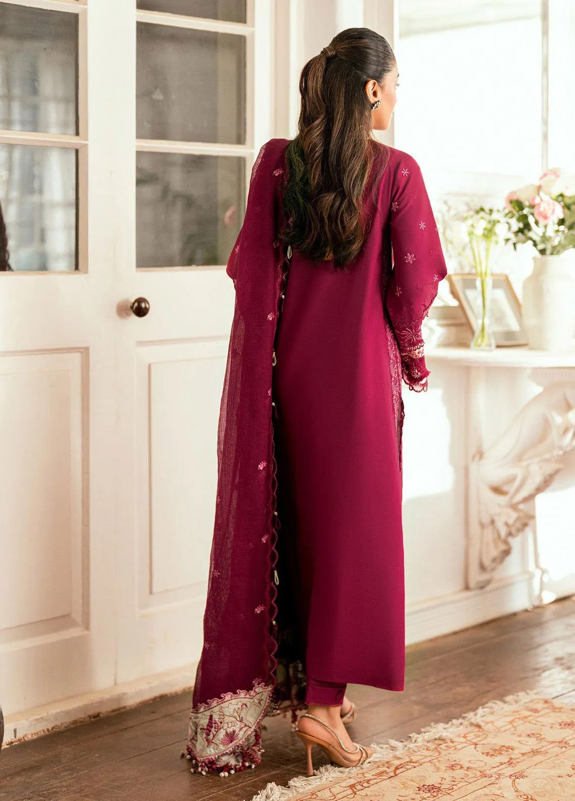 Qalamkar Embroidered Lawn 3 Piece Unstitched Suit QLM25LL SB-02 SAMEEN Qalamkar Embroidered Lawn 3 Piece Unstitched Suit QLM25LL SB-02 SAMEEN