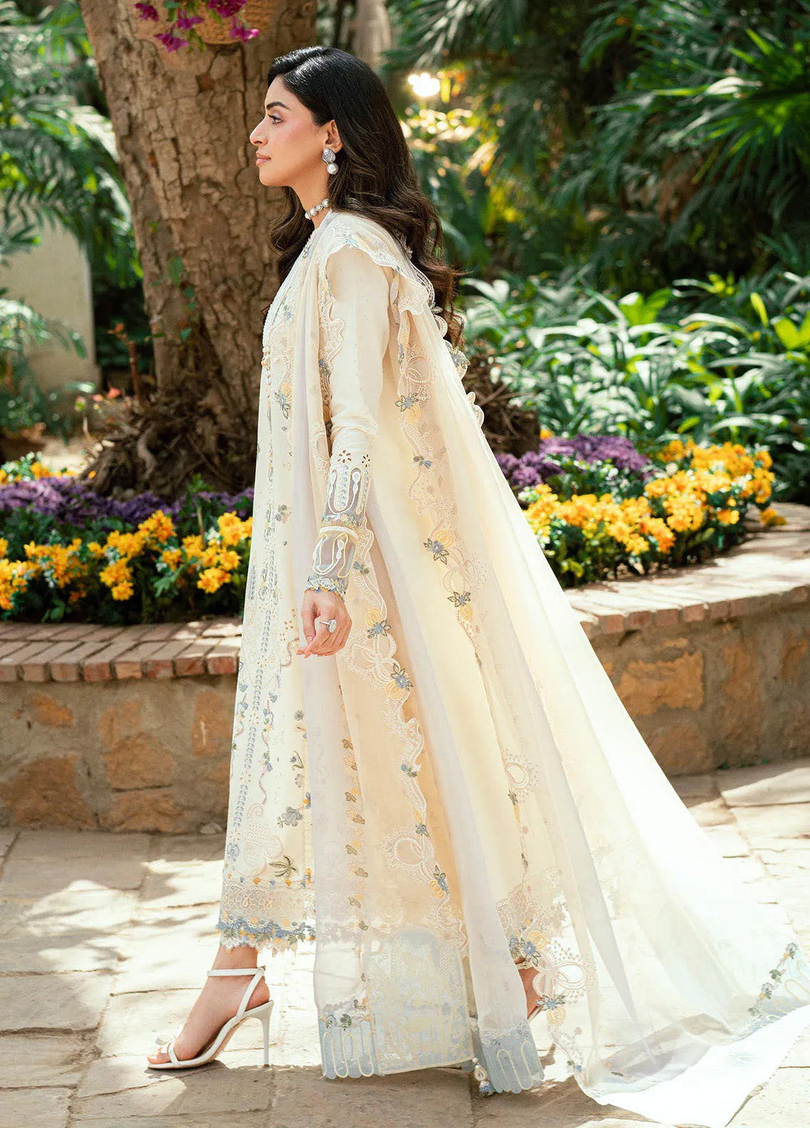 Qalamkar Embroidered Lawn 3 Piece Unstitched Suit QLM25LL SB-09 ADEENA Qalamkar Embroidered Lawn 3 Piece Unstitched Suit QLM25LL SB-09 ADEENA