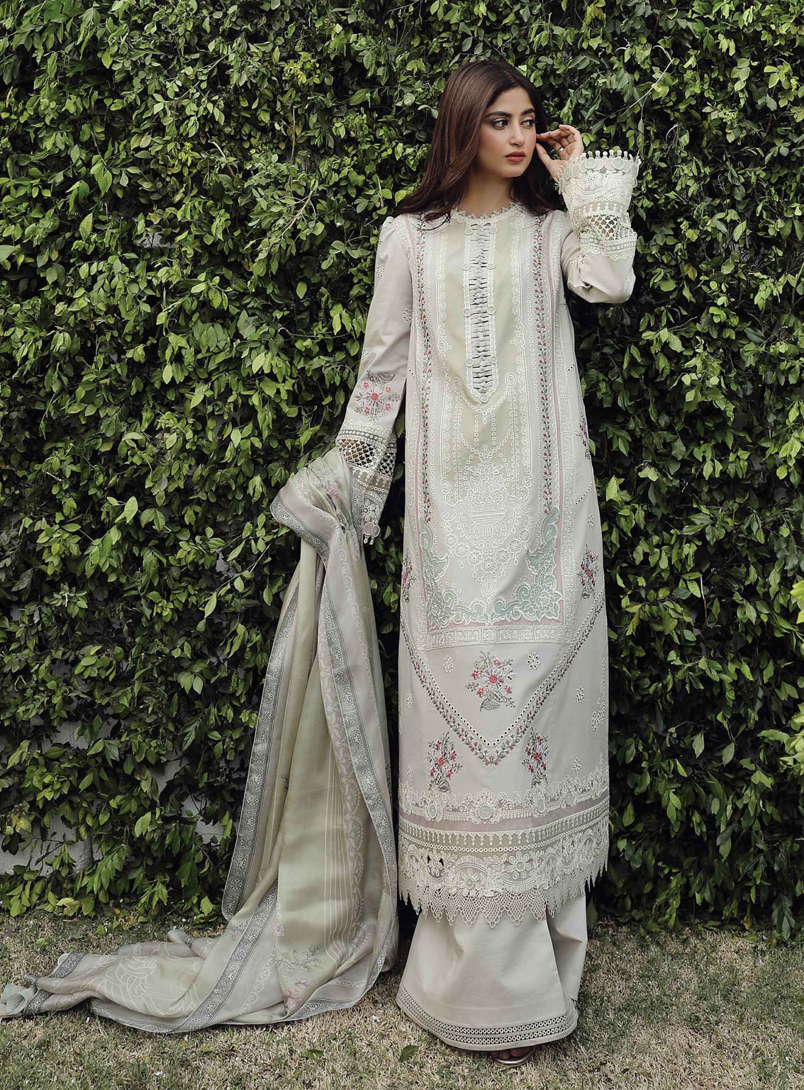 Qalamkar Festive Embroidered Lawn 3 Piece Unstitched Suit QLM24F PS-11 RINNAH Qalamkar Festive Embroidered Lawn 3 Piece Unstitched Suit QLM24F PS-11 RINNAH