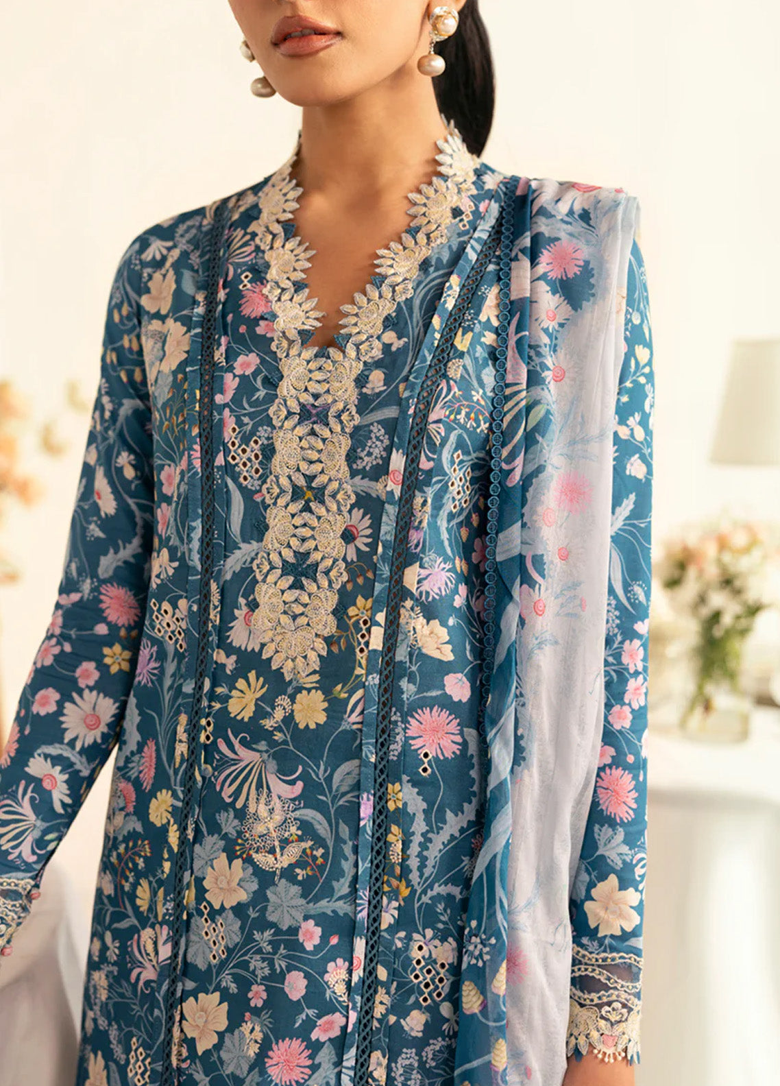 Qalamkar Q Prints Embroidered Lawn 3 Piece Unstitched Suit QLM24QP D-PQ-04 RHEA Qalamkar Q Prints Embroidered Lawn 3 Piece Unstitched Suit QLM24QP D-PQ-04 RHEA