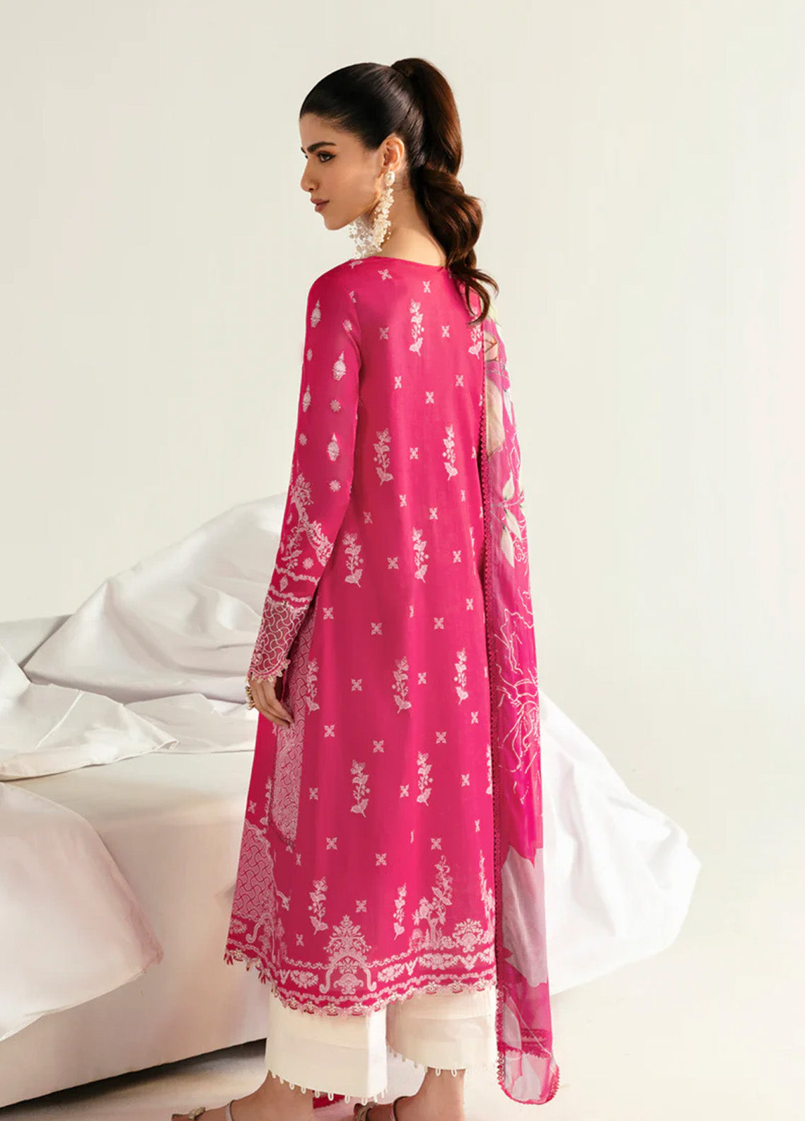 Qalamkar Q Prints Embroidered Lawn 3 Piece Unstitched Suit QLM24QP D-PQ-06 VEDA Qalamkar Q Prints Embroidered Lawn 3 Piece Unstitched Suit QLM24QP D-PQ-06 VEDA