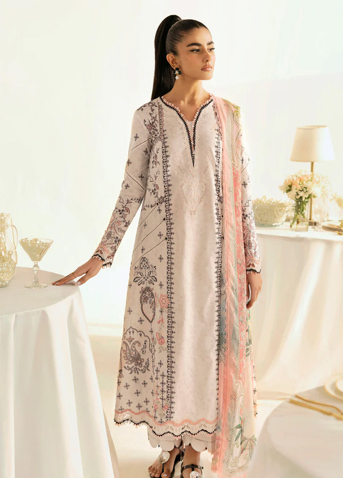 Qalamkar Q Prints Embroidered Lawn 3 Piece Unstitched Suit QLM24QP D-PQ-09 LYRA Qalamkar Q Prints Embroidered Lawn 3 Piece Unstitched Suit QLM24QP D-PQ-09 LYRA