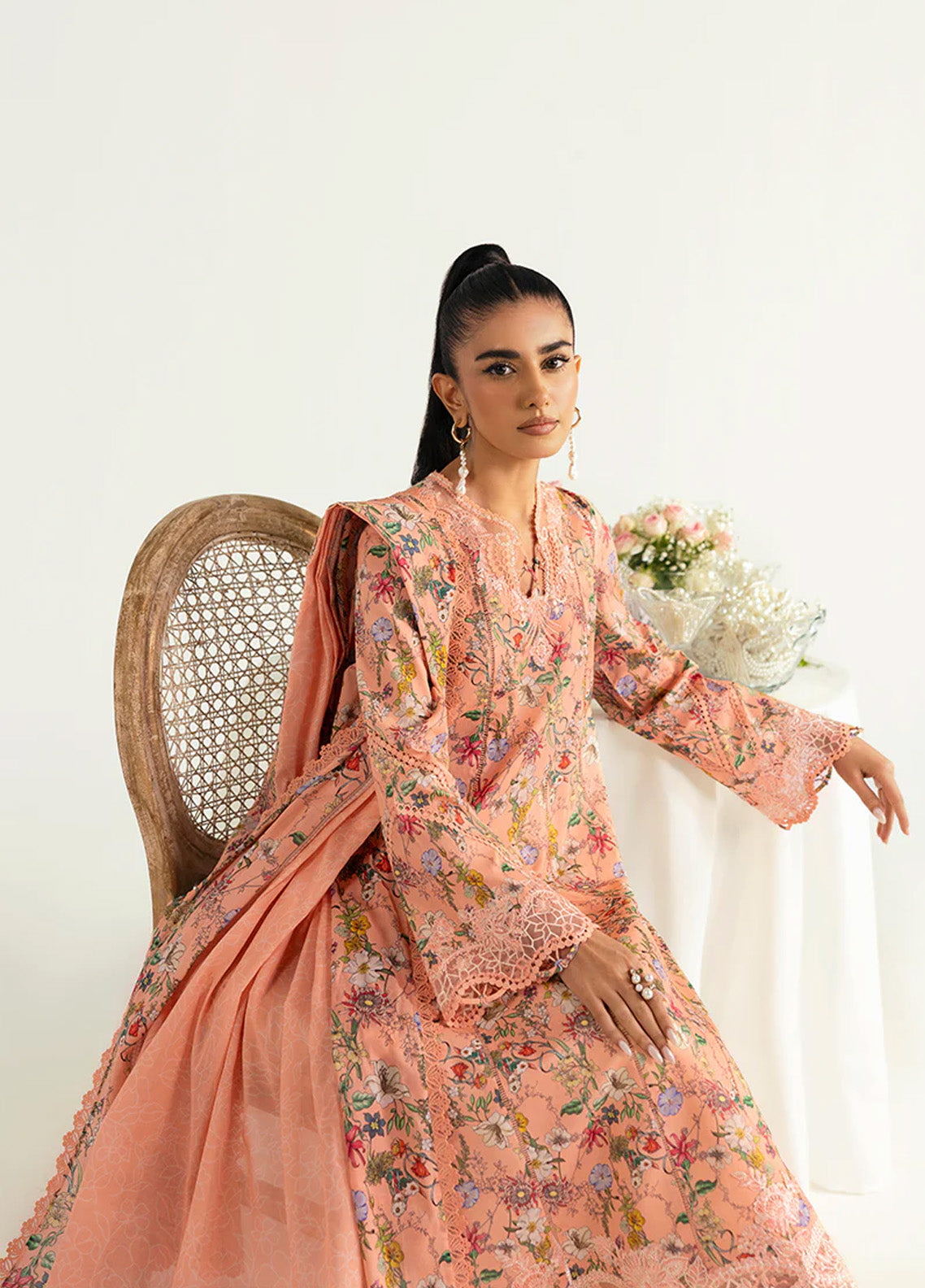 Qalamkar Q Prints Embroidered Lawn 3 Piece Unstitched Suit QLM24QP D-PQ-10 MAIRA Qalamkar Q Prints Embroidered Lawn 3 Piece Unstitched Suit QLM24QP D-PQ-10 MAIRA