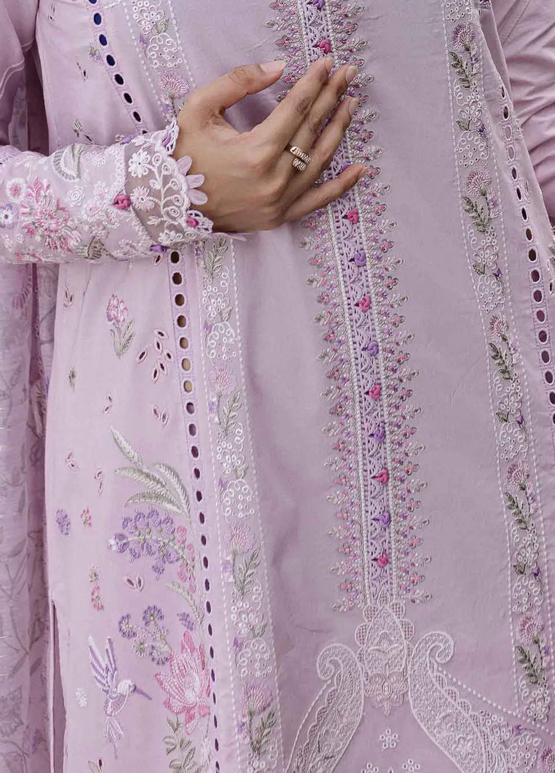 Qline By Qalamkar Embroidered Lawn 3 Piece Unstitched Suit QLM24QL D-QM-05 CECILIA Qline By Qalamkar Embroidered Lawn 3 Piece Unstitched Suit QLM24QL D-QM-05 CECILIA