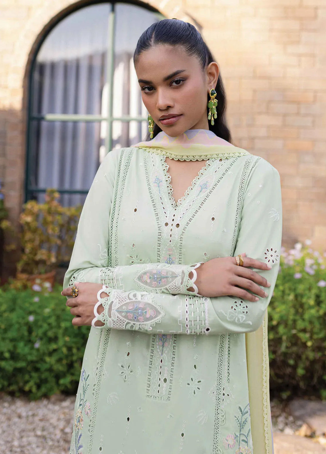 Qline By Qalamkar Embroidered Lawn 3 Piece Unstitched Suit QLM24QL D-QM-08 MAIA Qline By Qalamkar Embroidered Lawn 3 Piece Unstitched Suit QLM24QL D-QM-08 MAIA