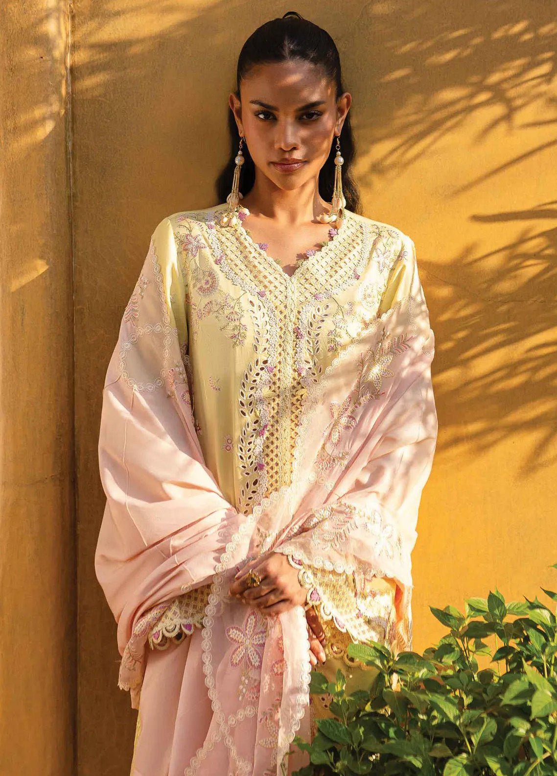 Qline By Qalamkar Embroidered Lawn 3 Piece Unstitched Suit QLM24QL D-QM-11 INA Qline By Qalamkar Embroidered Lawn 3 Piece Unstitched Suit QLM24QL D-QM-11 INA