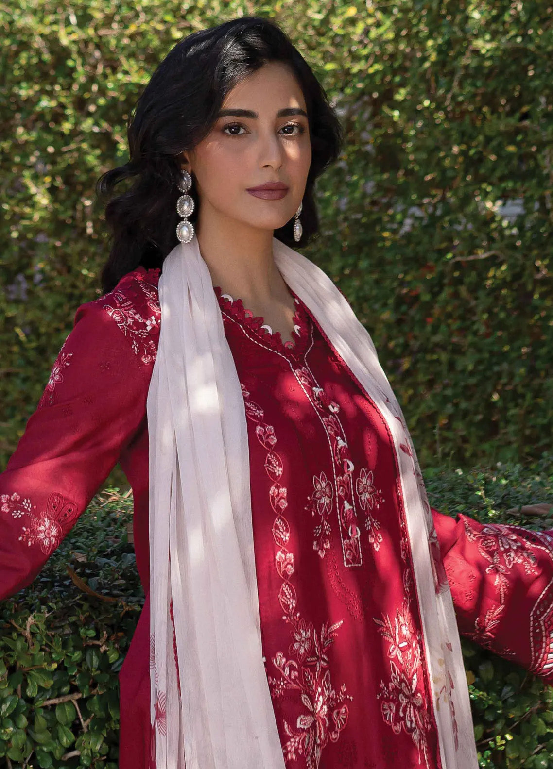 Qline By Qalamkar Embroidered Lawn 3 Piece Unstitched Suit QLM24QL D-QM-15 SOHA Qline By Qalamkar Embroidered Lawn 3 Piece Unstitched Suit QLM24QL D-QM-15 SOHA