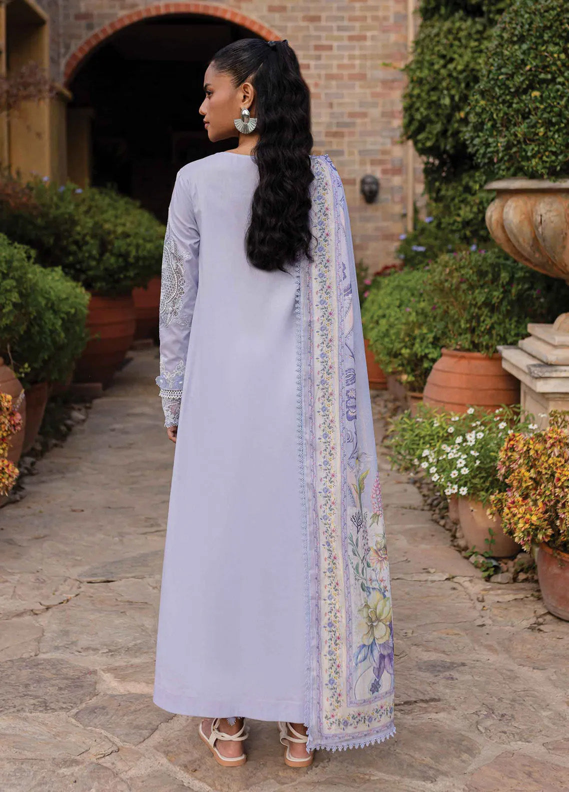 Qline By Qalamkar Embroidered Lawn 3 Piece Unstitched Suit QLM24QL D-QM-17 LYLA Qline By Qalamkar Embroidered Lawn 3 Piece Unstitched Suit QLM24QL D-QM-17 LYLA