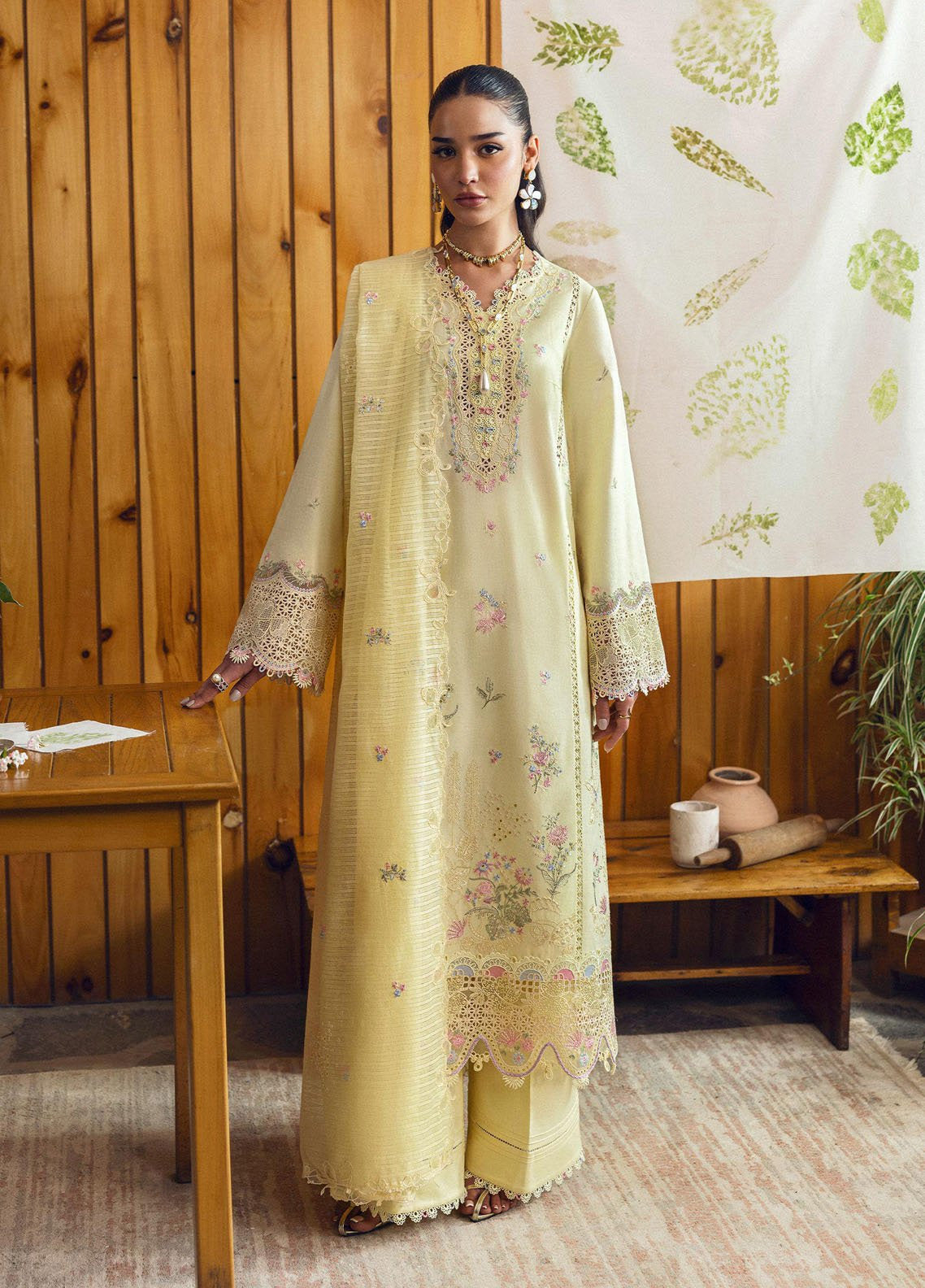 Qlinekari By Qalamkar Embroidered Lawn 3 Piece Unstitched Suit QLM25QK DC-04 KEVA Qlinekari By Qalamkar Embroidered Lawn 3 Piece Unstitched Suit QLM25QK DC-04 KEVA