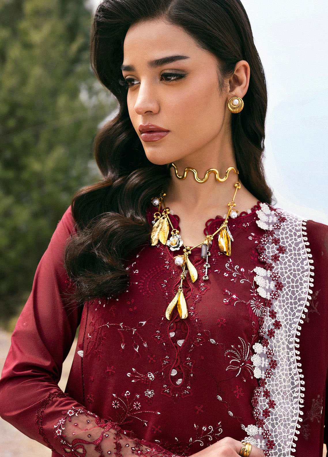 Qlinekari By Qalamkar Embroidered Lawn 3 Piece Unstitched Suit QLM25QK DC-06 AILA Qlinekari By Qalamkar Embroidered Lawn 3 Piece Unstitched Suit QLM25QK DC-06 AILA