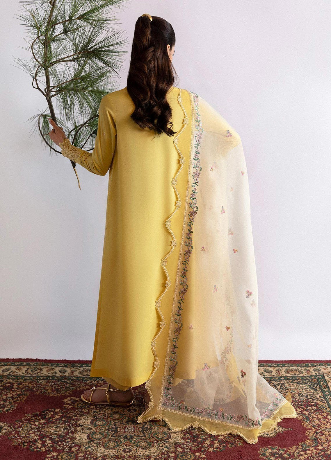 Qlinekari By Qalamkar Embroidered Lawn 3 Piece Unstitched Suit QLM25QK DC-09 ENYA Qlinekari By Qalamkar Embroidered Lawn 3 Piece Unstitched Suit QLM25QK DC-09 ENYA