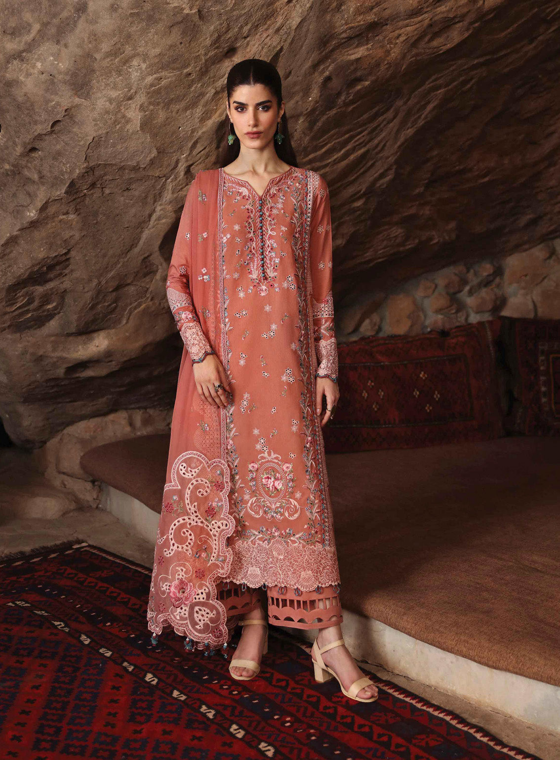 Qlinekari By Qalamkar Embroidered Linen 3 Piece Unstitched Suit QLM24QL LM-03 LUAN Qlinekari By Qalamkar Embroidered Linen 3 Piece Unstitched Suit QLM24QL LM-03 LUAN