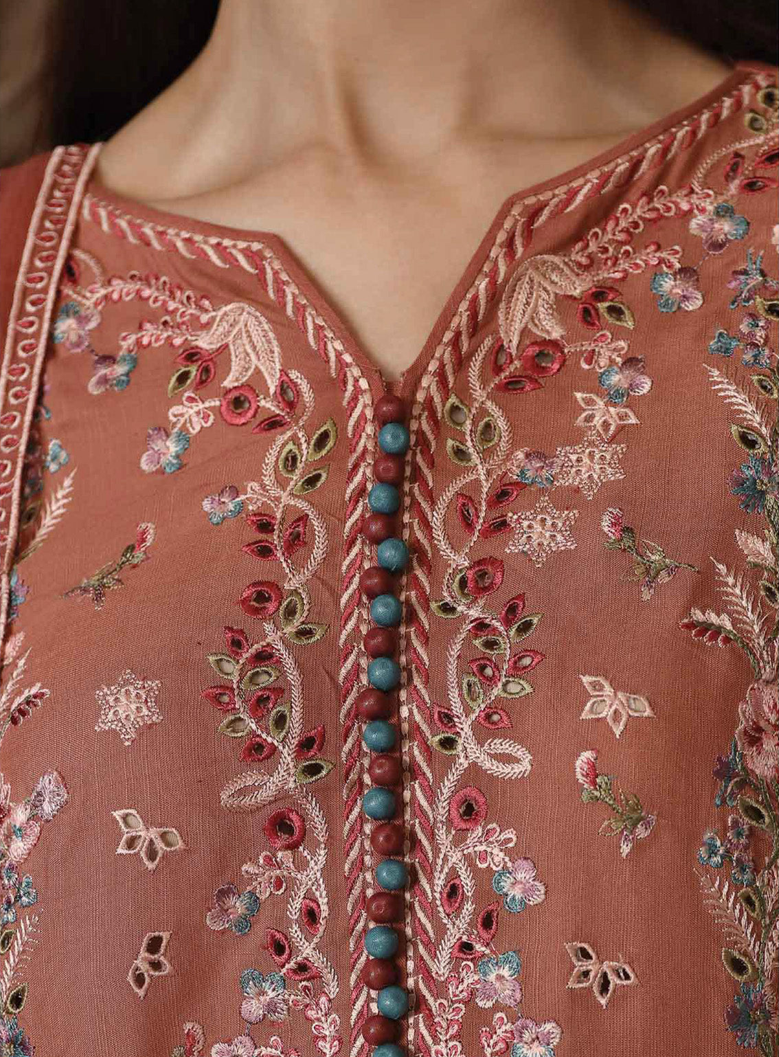Qlinekari By Qalamkar Embroidered Linen 3 Piece Unstitched Suit QLM24QL LM-03 LUAN Qlinekari By Qalamkar Embroidered Linen 3 Piece Unstitched Suit QLM24QL LM-03 LUAN