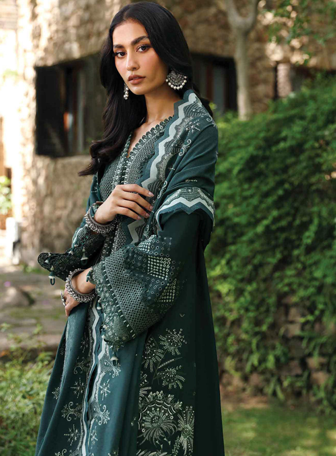 Qlinekari By Qalamkar Embroidered Linen 3 Piece Unstitched Suit QLM24QL LM-05 AILIS Qlinekari By Qalamkar Embroidered Linen 3 Piece Unstitched Suit QLM24QL LM-05 AILIS