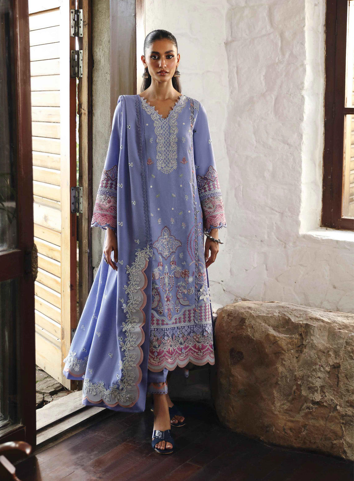 Qlinekari By Qalamkar Embroidered Linen 3 Piece Unstitched Suit QLM24QL LM-09 LORNA Qlinekari By Qalamkar Embroidered Linen 3 Piece Unstitched Suit QLM24QL LM-09 LORNA
