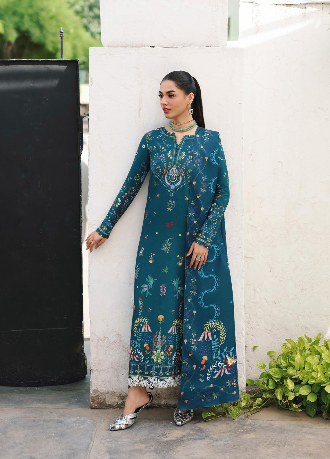 QPrints By Qalamkar Embroidered Jacquard Weaved 3 Piece Unstitched Suit QLM25QP D-QW-5B AMIEL QPrints By Qalamkar Embroidered Jacquard Weaved 3 Piece Unstitched Suit QLM25QP D-QW-5B AMIEL