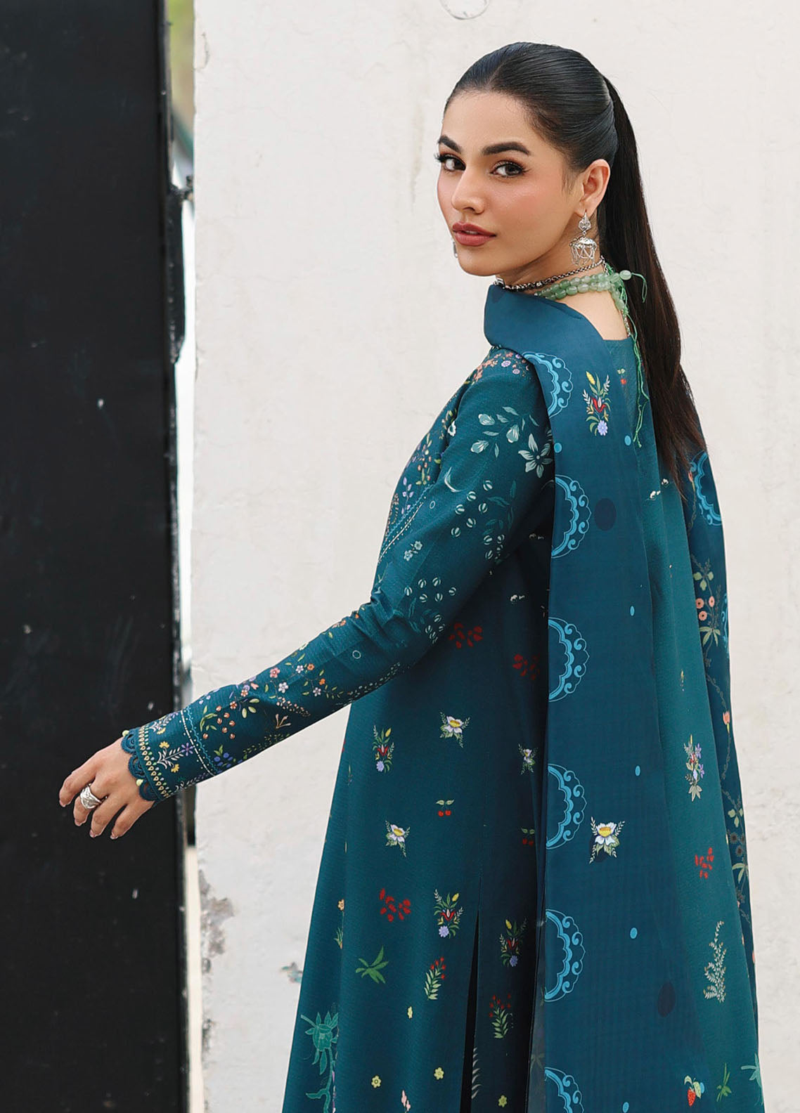QPrints By Qalamkar Embroidered Jacquard Weaved 3 Piece Unstitched Suit QLM25QP D-QW-5B AMIEL QPrints By Qalamkar Embroidered Jacquard Weaved 3 Piece Unstitched Suit QLM25QP D-QW-5B AMIEL