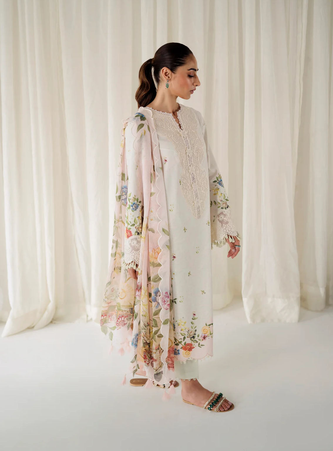Qprints By Qalamkar Embroidered Lawn 3 Piece Unstitched Suit QLM24QP AR-03 JOSE Qprints By Qalamkar Embroidered Lawn 3 Piece Unstitched Suit QLM24QP AR-03 JOSE