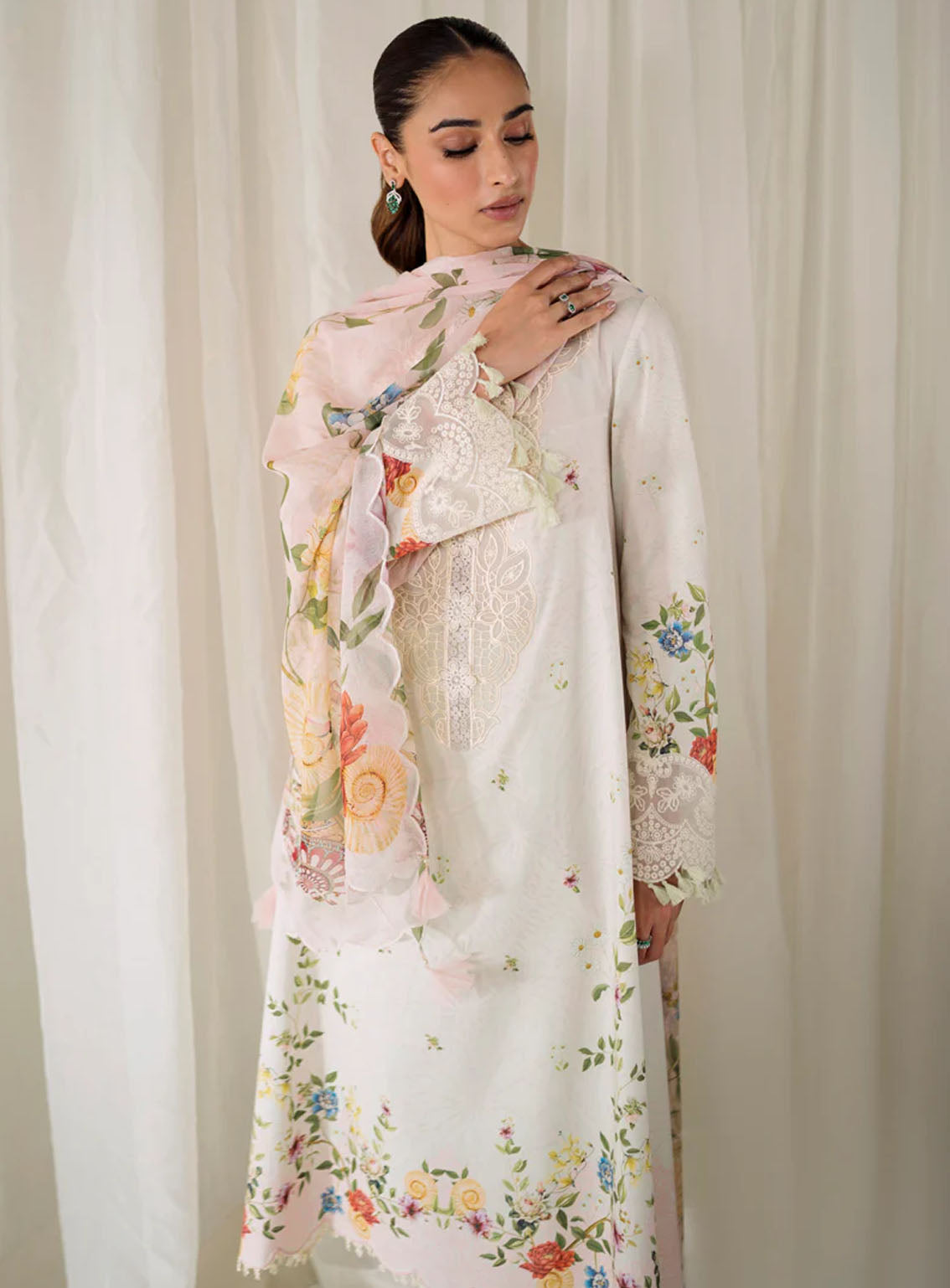 Qprints By Qalamkar Embroidered Lawn 3 Piece Unstitched Suit QLM24QP AR-03 JOSE Qprints By Qalamkar Embroidered Lawn 3 Piece Unstitched Suit QLM24QP AR-03 JOSE