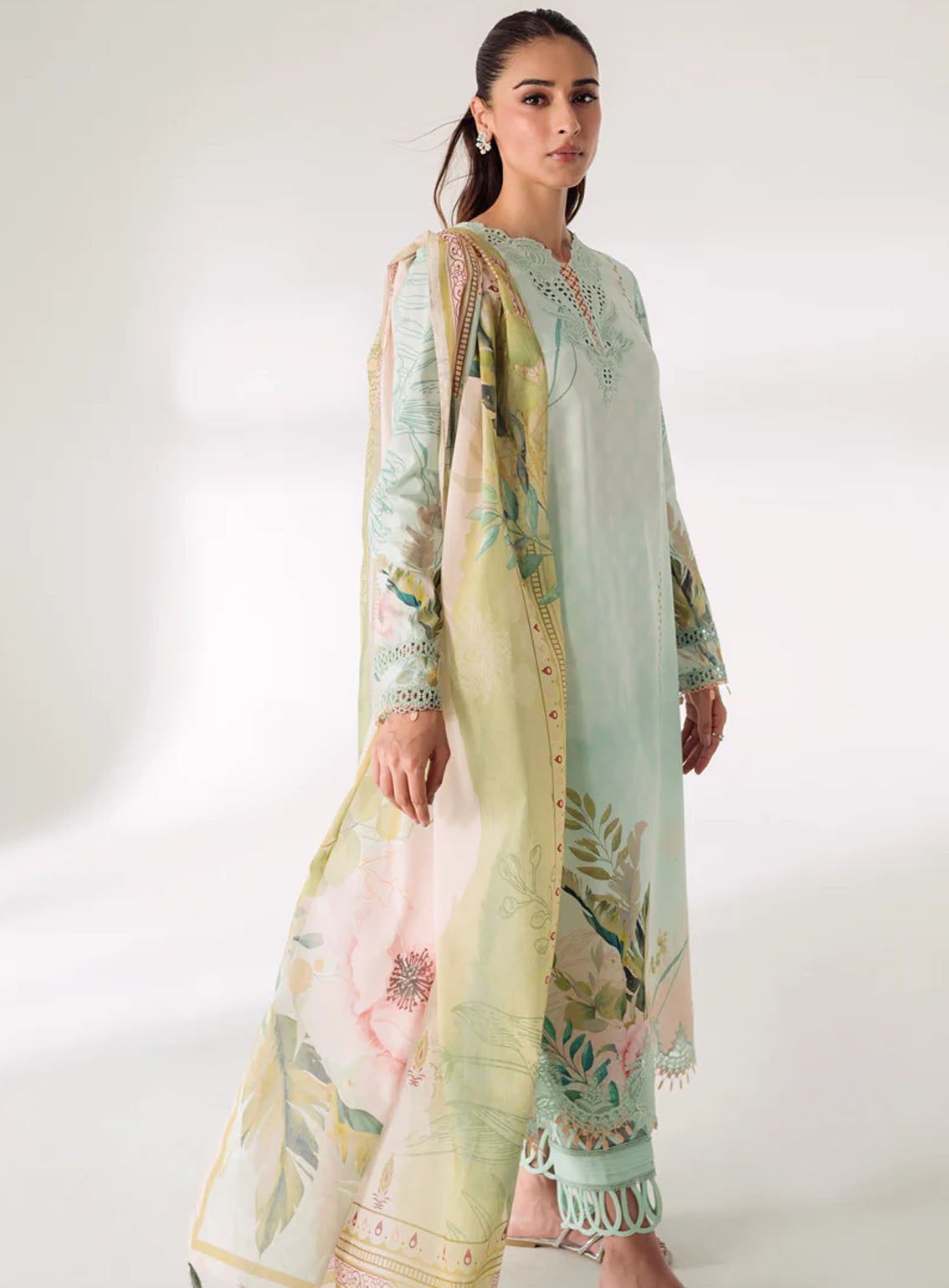 Qprints By Qalamkar Embroidered Lawn 3 Piece Unstitched Suit QLM24QP AR-04 NELLA Qprints By Qalamkar Embroidered Lawn 3 Piece Unstitched Suit QLM24QP AR-04 NELLA
