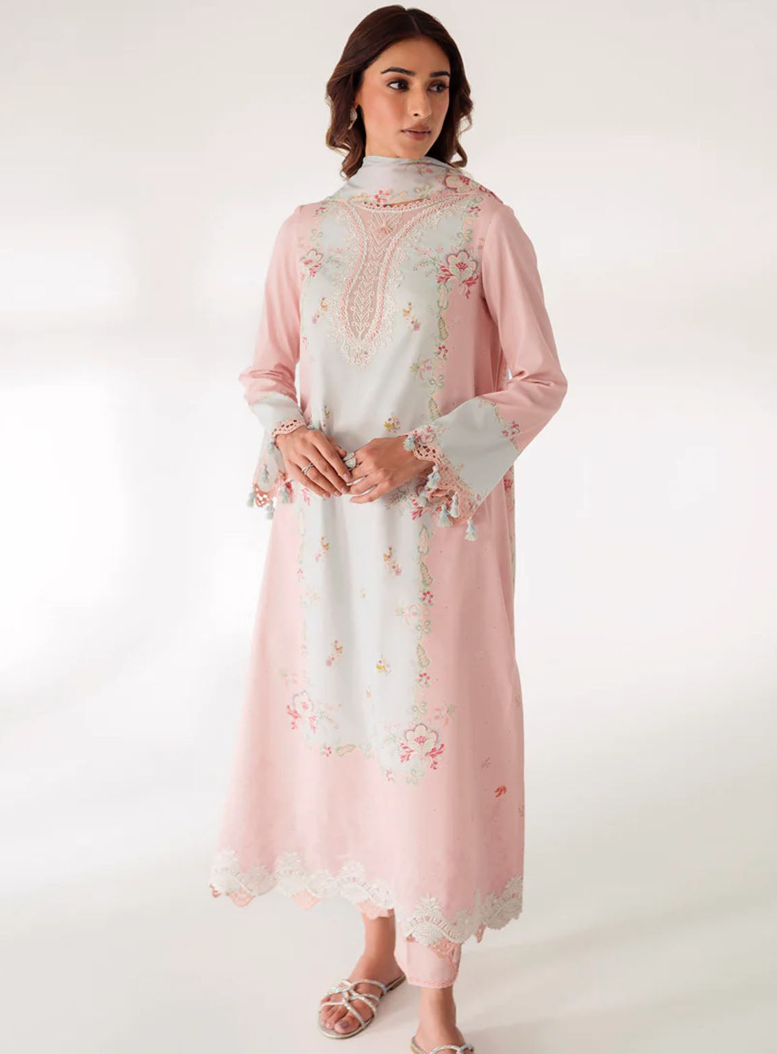 Qprints By Qalamkar Embroidered Lawn 3 Piece Unstitched Suit QLM24QP AR-07 SABINE Qprints By Qalamkar Embroidered Lawn 3 Piece Unstitched Suit QLM24QP AR-07 SABINE