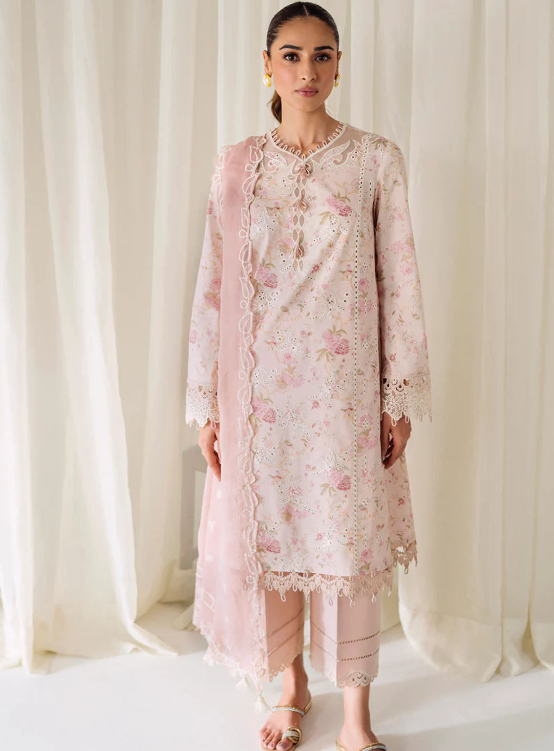 Qprints By Qalamkar Embroidered Lawn 3 Piece Unstitched Suit QLM24QP AR-10 HELENE Qprints By Qalamkar Embroidered Lawn 3 Piece Unstitched Suit QLM24QP AR-10 HELENE