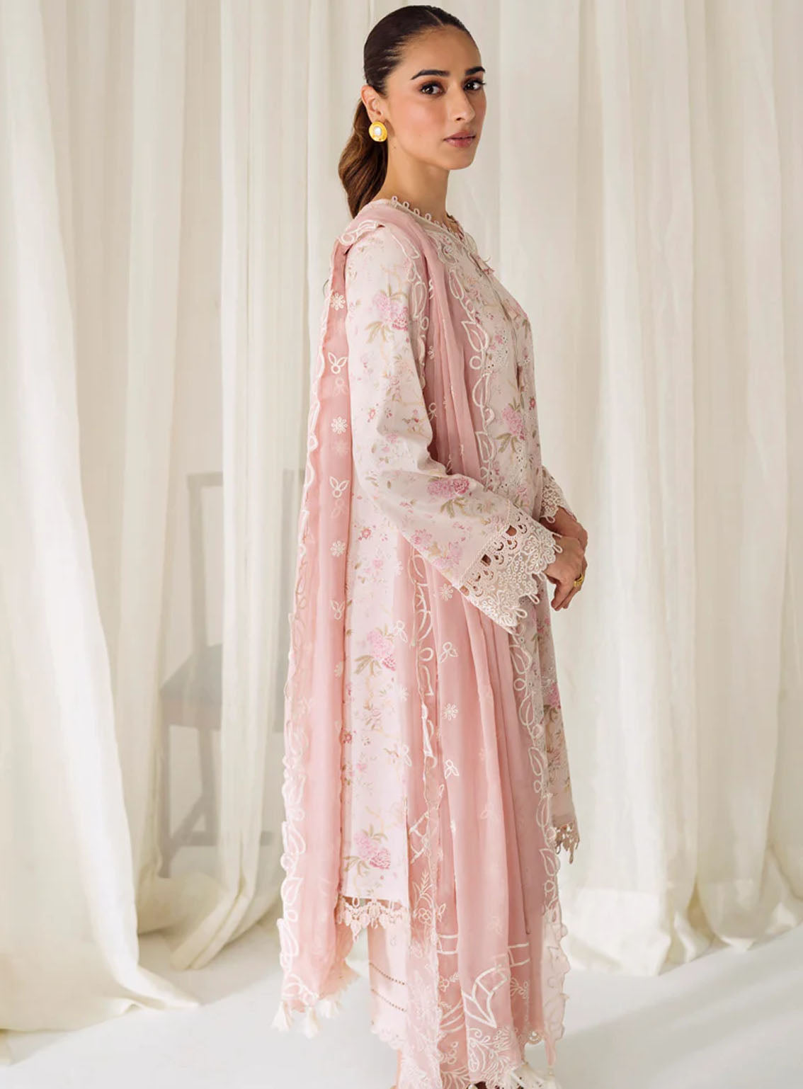 Qprints By Qalamkar Embroidered Lawn 3 Piece Unstitched Suit QLM24QP AR-10 HELENE Qprints By Qalamkar Embroidered Lawn 3 Piece Unstitched Suit QLM24QP AR-10 HELENE