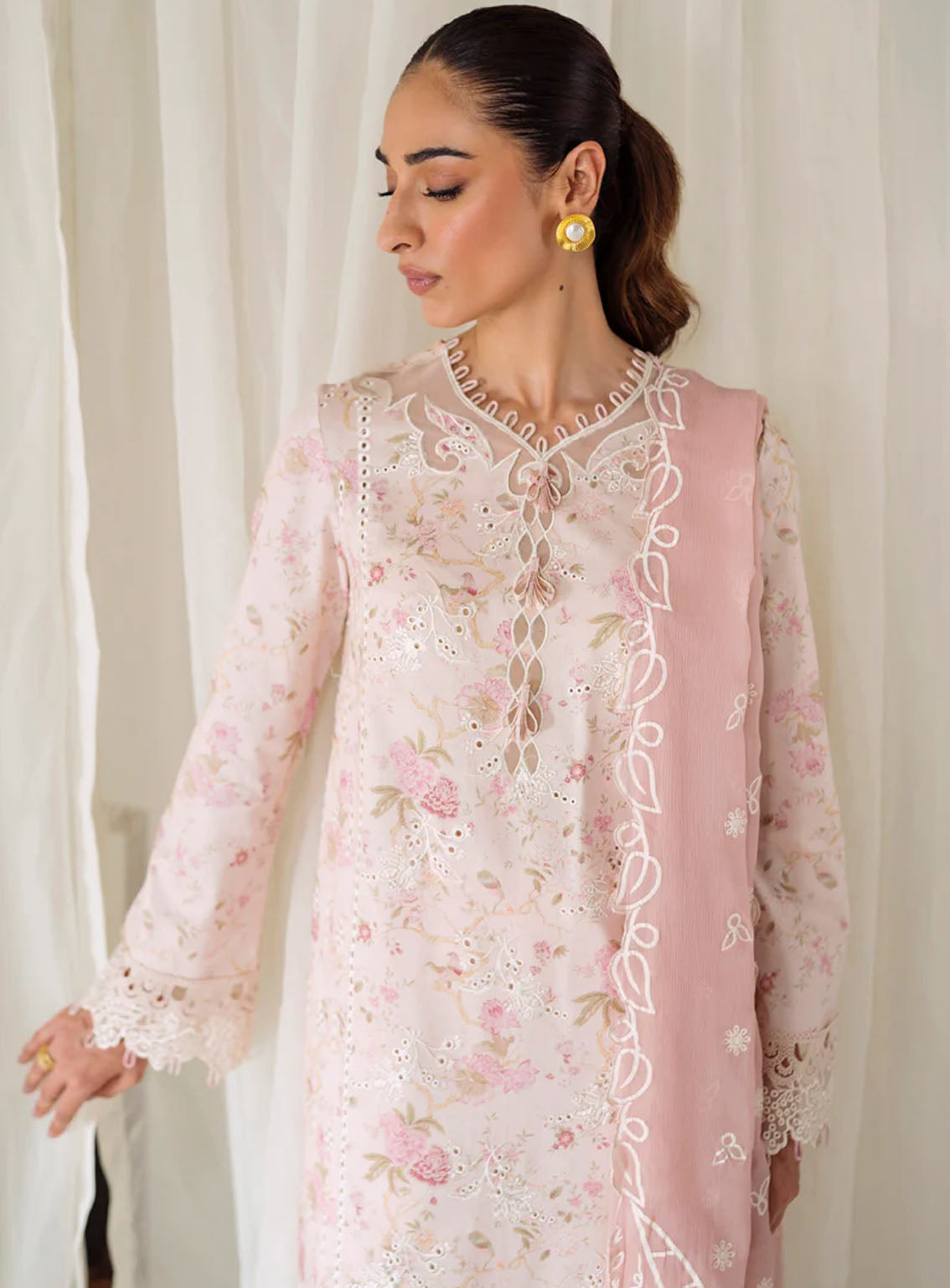 Qprints By Qalamkar Embroidered Lawn 3 Piece Unstitched Suit QLM24QP AR-10 HELENE Qprints By Qalamkar Embroidered Lawn 3 Piece Unstitched Suit QLM24QP AR-10 HELENE