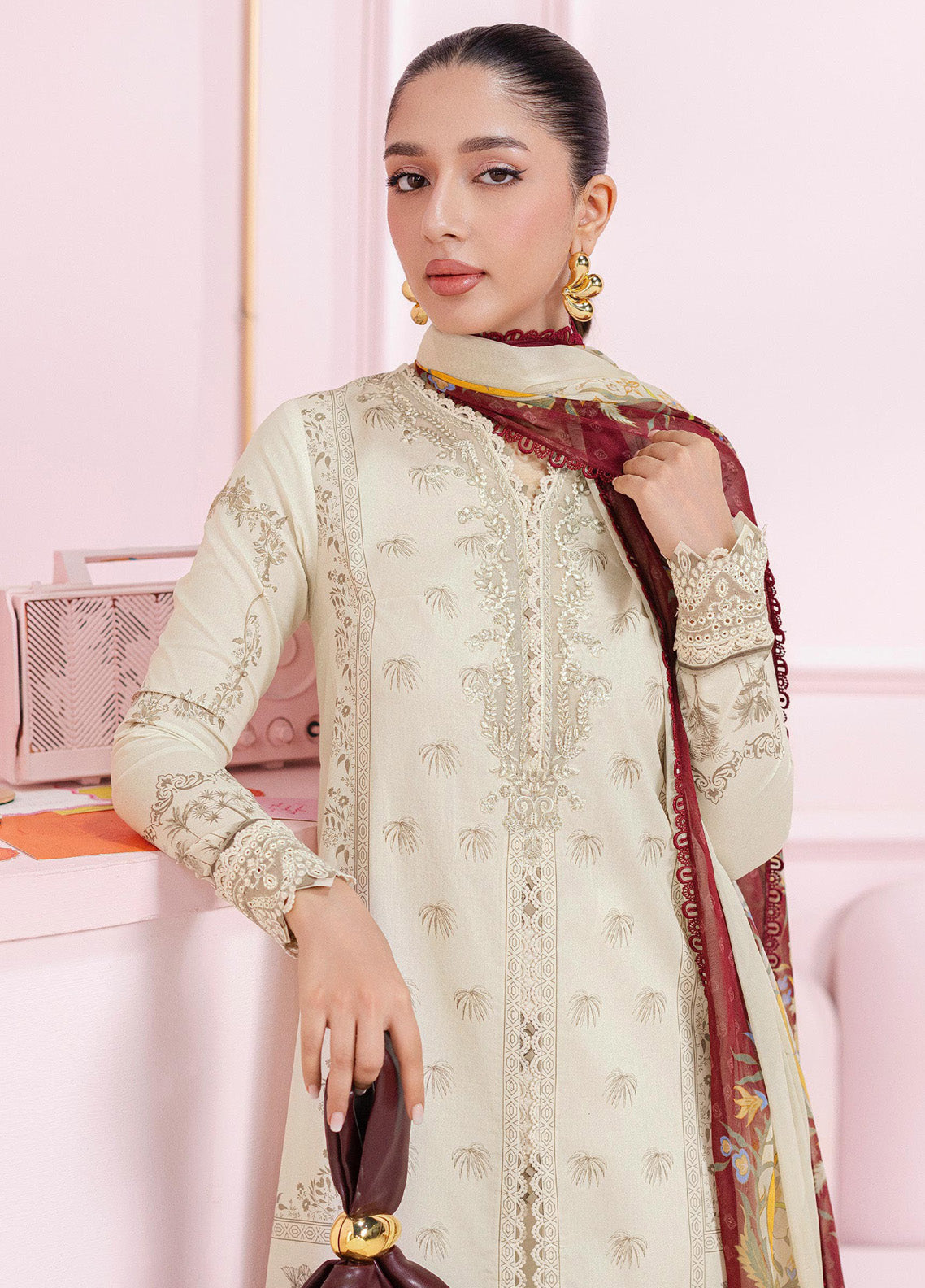QPrints By Qalamkar Embroidered Lawn 3 Piece Unstitched Suit QLM25QP D-EM-06B TALIA QPrints By Qalamkar Embroidered Lawn 3 Piece Unstitched Suit QLM25QP D-EM-06B TALIA