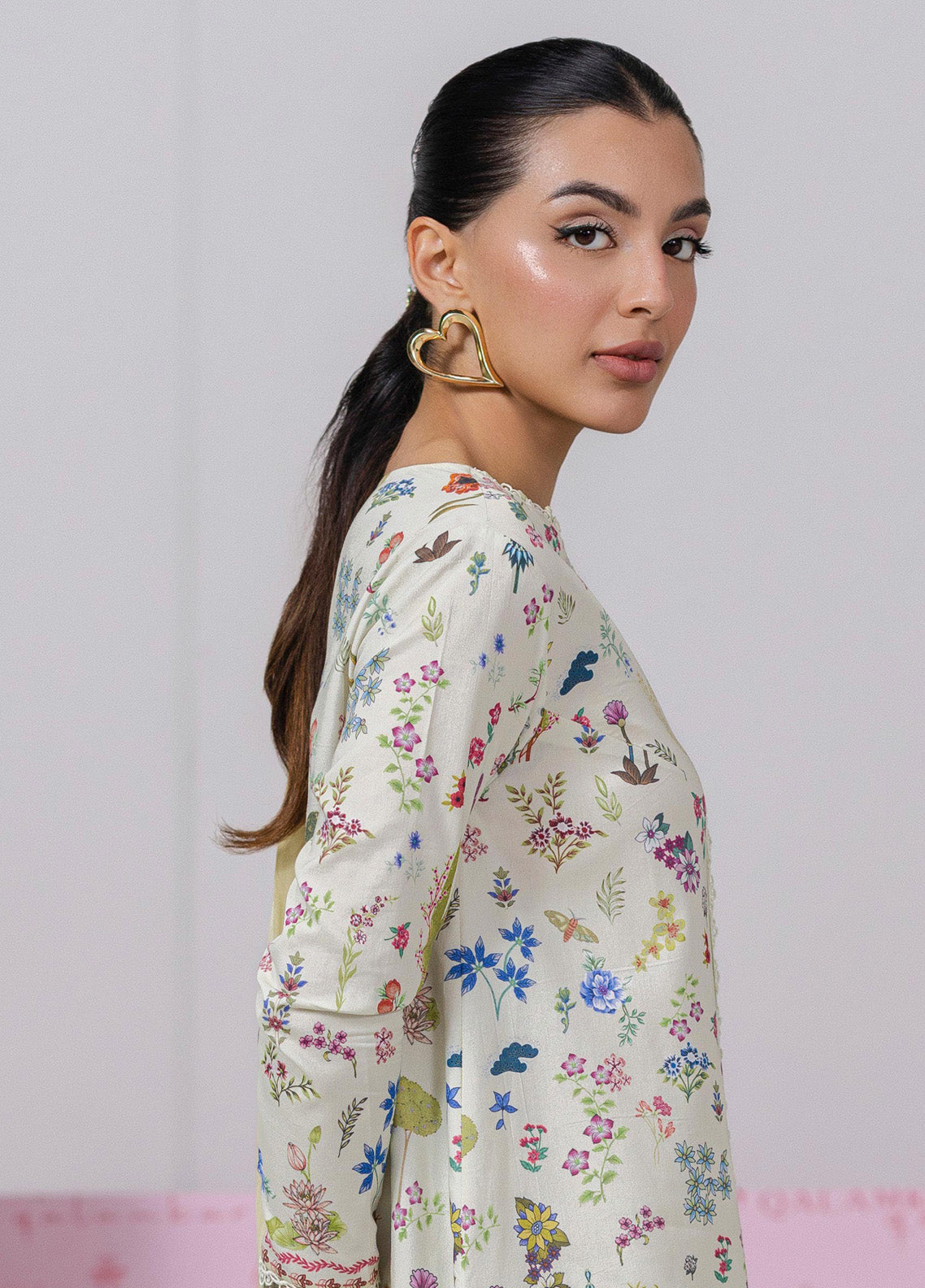 QPrints By Qalamkar Embroidered Lawn 3 Piece Unstitched Suit QLM25QP D-EM-09A HAZEL QPrints By Qalamkar Embroidered Lawn 3 Piece Unstitched Suit QLM25QP D-EM-09A HAZEL