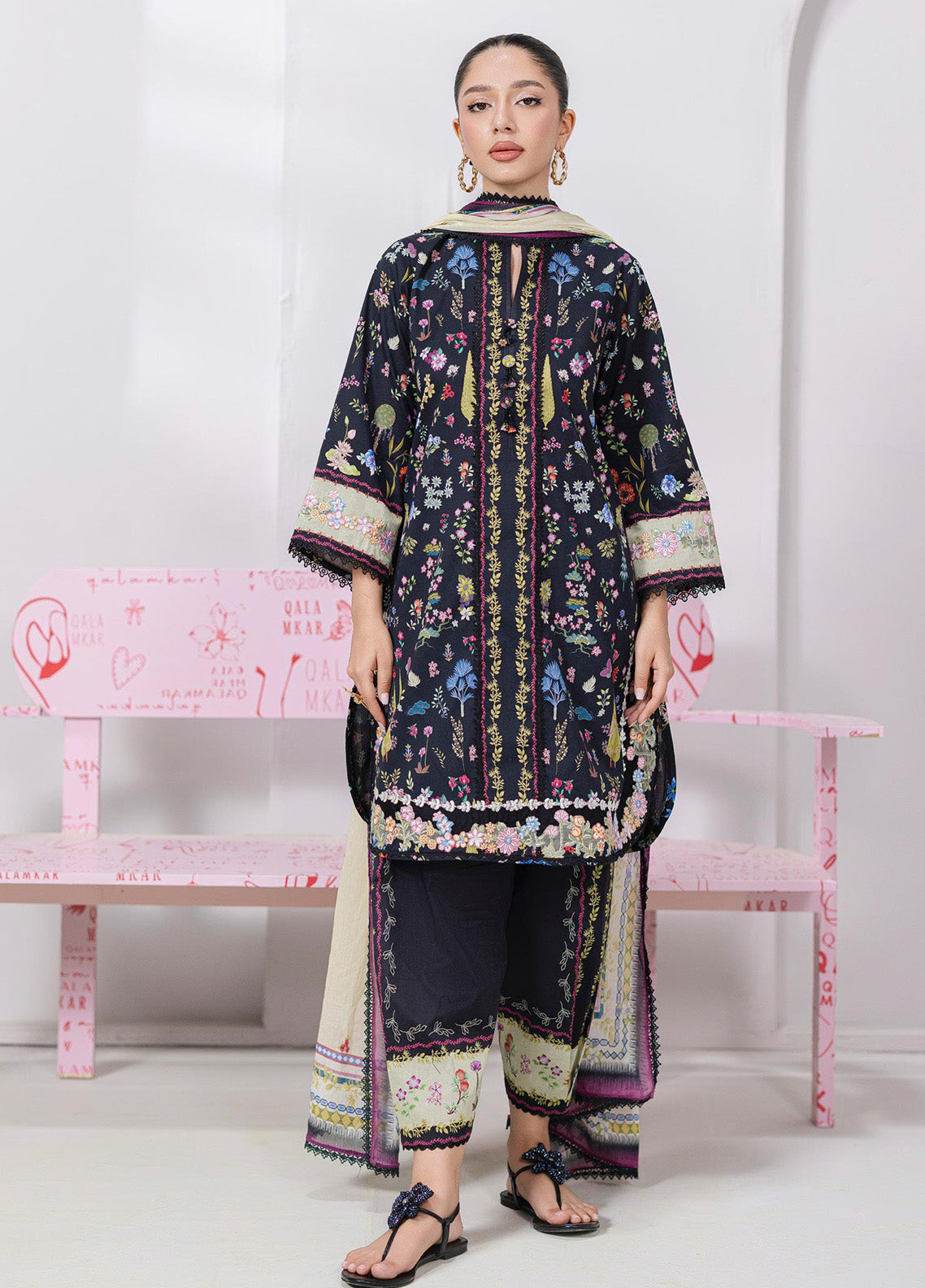 QPrints By Qalamkar Embroidered Lawn 3 Piece Unstitched Suit QLM25QP D-EM-09B PAIGE QPrints By Qalamkar Embroidered Lawn 3 Piece Unstitched Suit QLM25QP D-EM-09B PAIGE