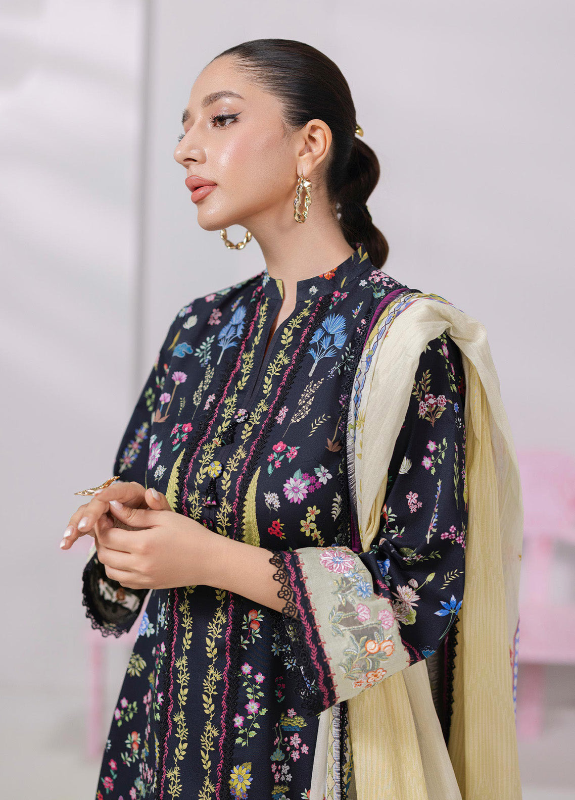 QPrints By Qalamkar Embroidered Lawn 3 Piece Unstitched Suit QLM25QP D-EM-09B PAIGE QPrints By Qalamkar Embroidered Lawn 3 Piece Unstitched Suit QLM25QP D-EM-09B PAIGE