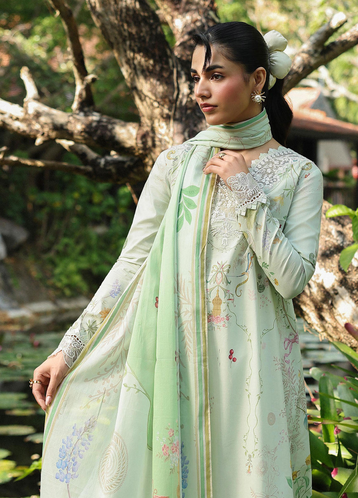 QPrints By Qalamkar Embroidered Lawn 3 Piece Unstitched Suit QLM26QP D-AX-01-A NEVE QPrints By Qalamkar Embroidered Lawn 3 Piece Unstitched Suit QLM26QP D-AX-01-A NEVE