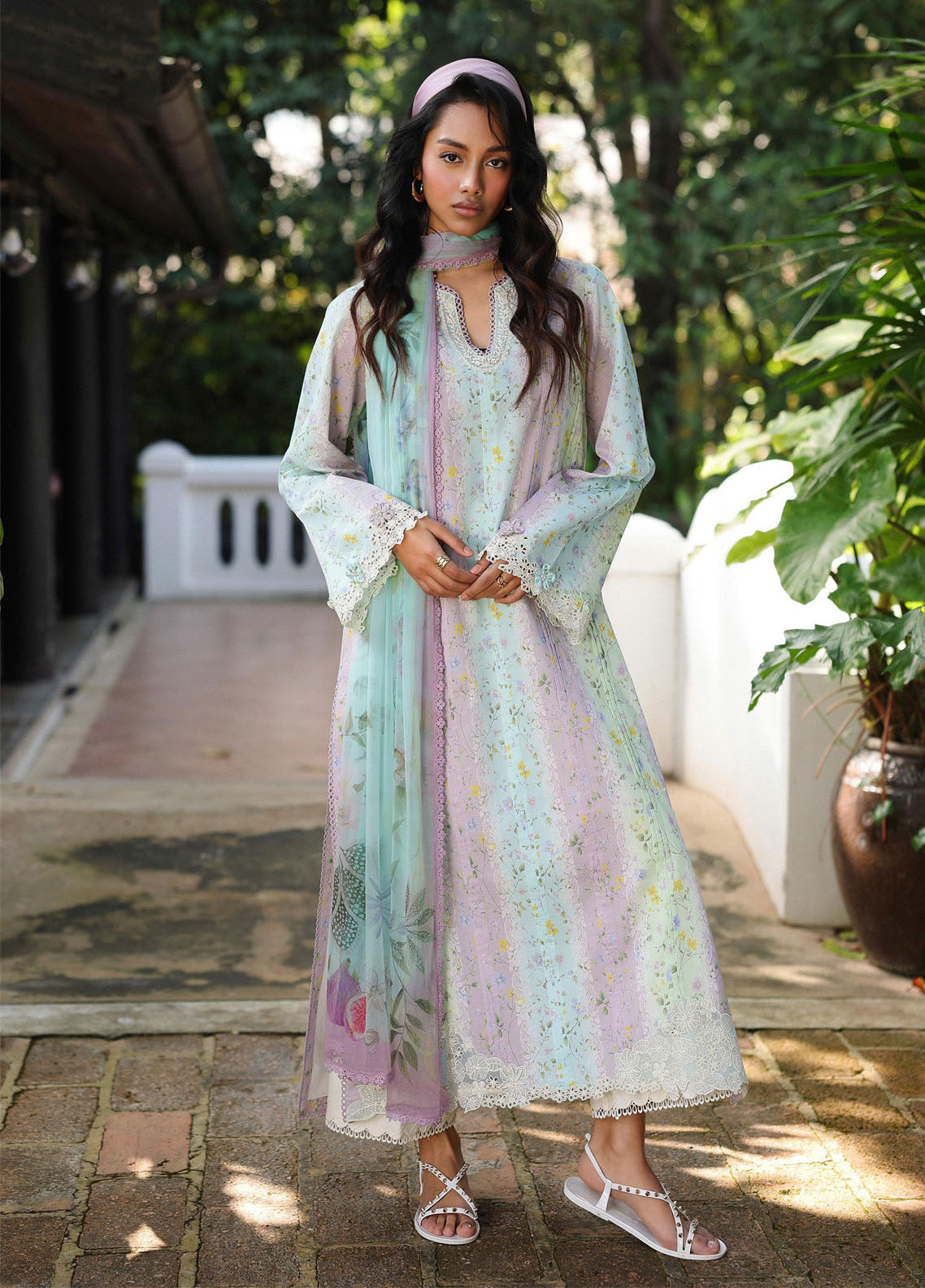 QPrints By Qalamkar Embroidered Lawn 3 Piece Unstitched Suit QLM26QP D-AX-07-A XEINA QPrints By Qalamkar Embroidered Lawn 3 Piece Unstitched Suit QLM26QP D-AX-07-A XEINA