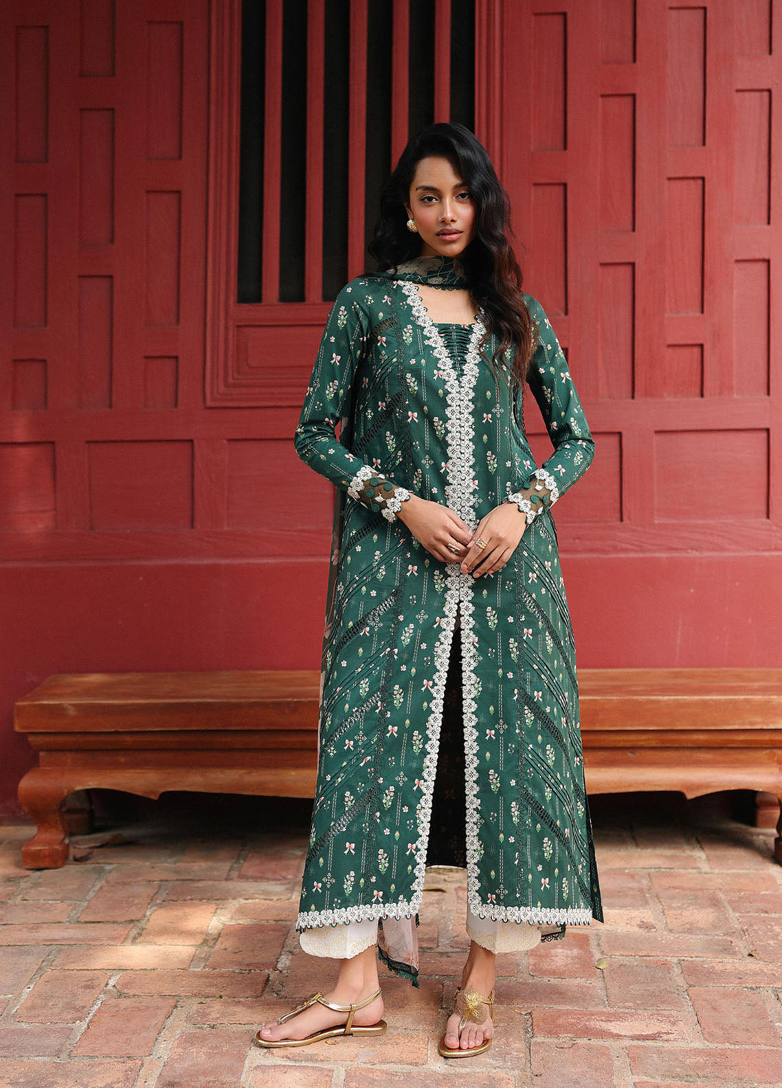 QPrints By Qalamkar Embroidered Lawn 3 Piece Unstitched Suit QLM26QP D-AX-09-B GREER QPrints By Qalamkar Embroidered Lawn 3 Piece Unstitched Suit QLM26QP D-AX-09-B GREER