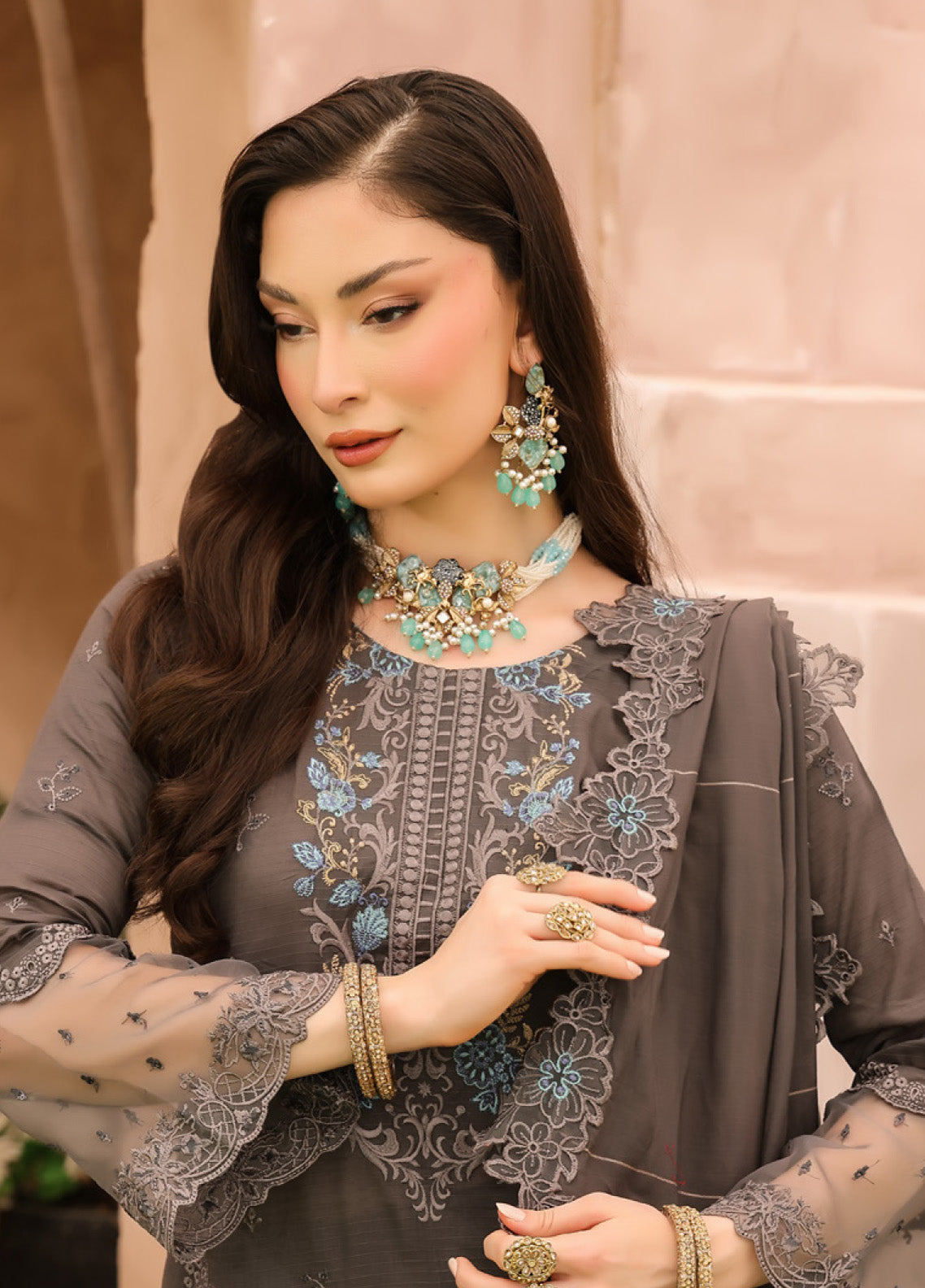 Queen By Schick Embroidered Lawn 3 Piece Unstitched Suit SDH25QEFL EC-03 Queen By Schick Embroidered Lawn 3 Piece Unstitched Suit SDH25QEFL EC-03