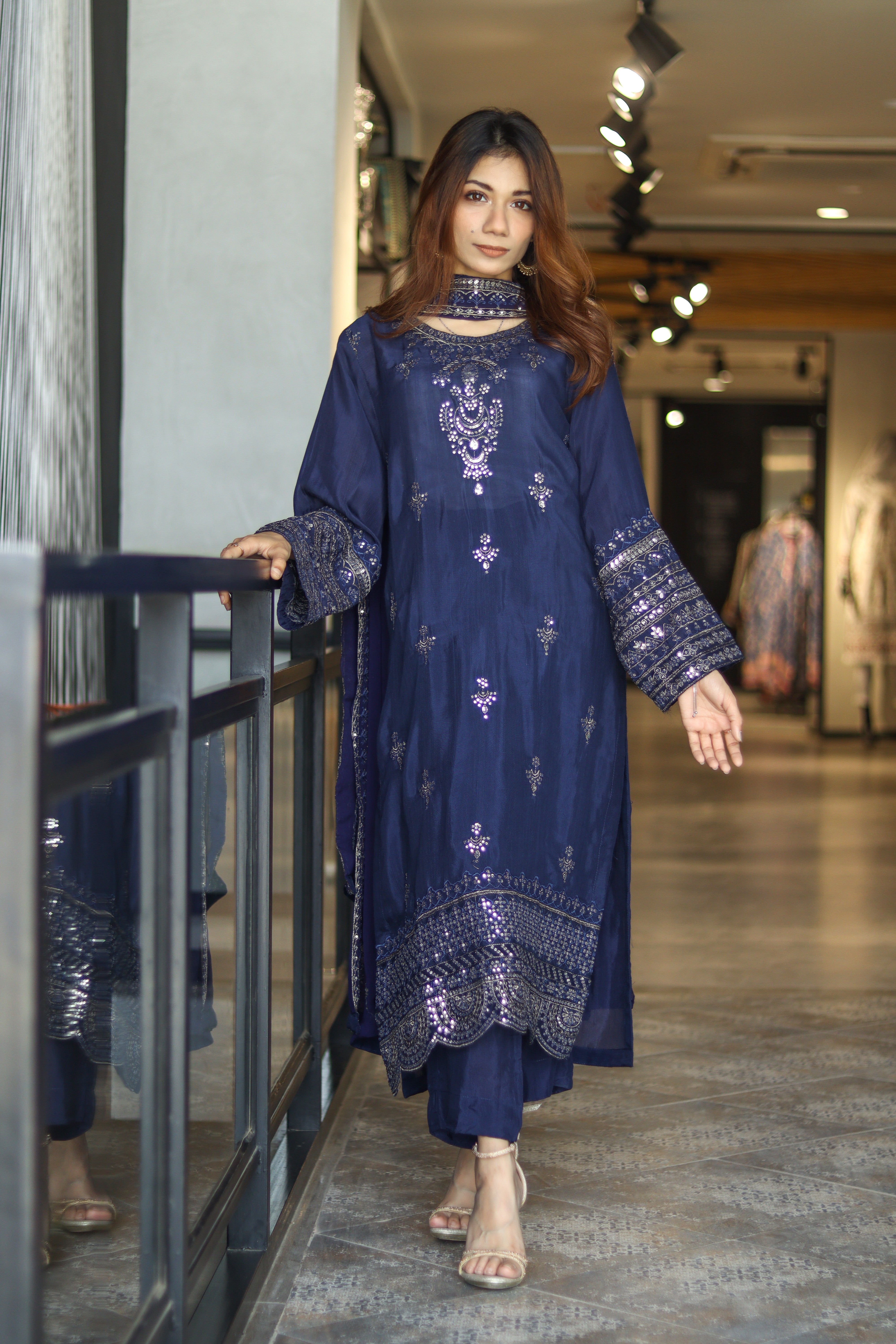 Raad Luxury Embroidered Raw Silk 3 Piece Stitched Suit RD25LEF RA24-678 Raad Luxury Embroidered Raw Silk 3 Piece Stitched Suit RD25LEF RA24-678