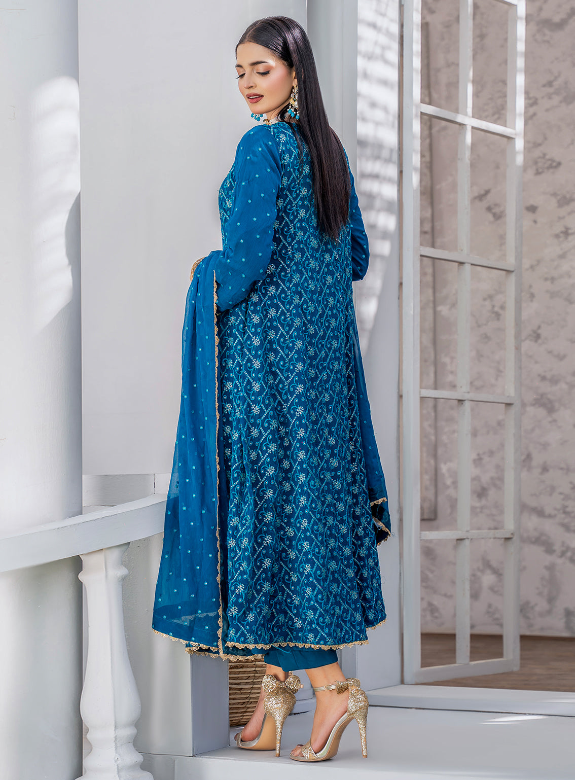 Raad Luxury Formal Embroidered Chiffon 3 Piece Stitched Suit RD26LF RA-16 ZC NEELAM DASTAAN Raad Luxury Formal Embroidered Chiffon 3 Piece Stitched Suit RD26LF RA-16 ZC NEELAM DASTAAN