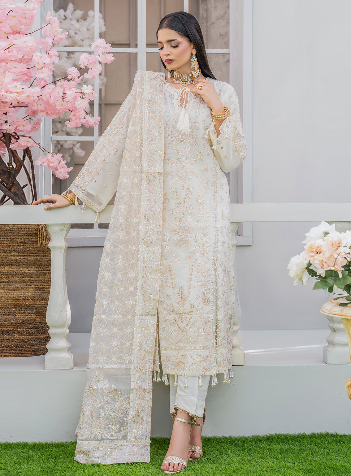 Raad Luxury Formal Embroidered Organza 3 Piece Stitched Suit RD26LF RA-36 IY NAARE BAHAR Raad Luxury Formal Embroidered Organza 3 Piece Stitched Suit RD26LF RA-36 IY NAARE BAHAR