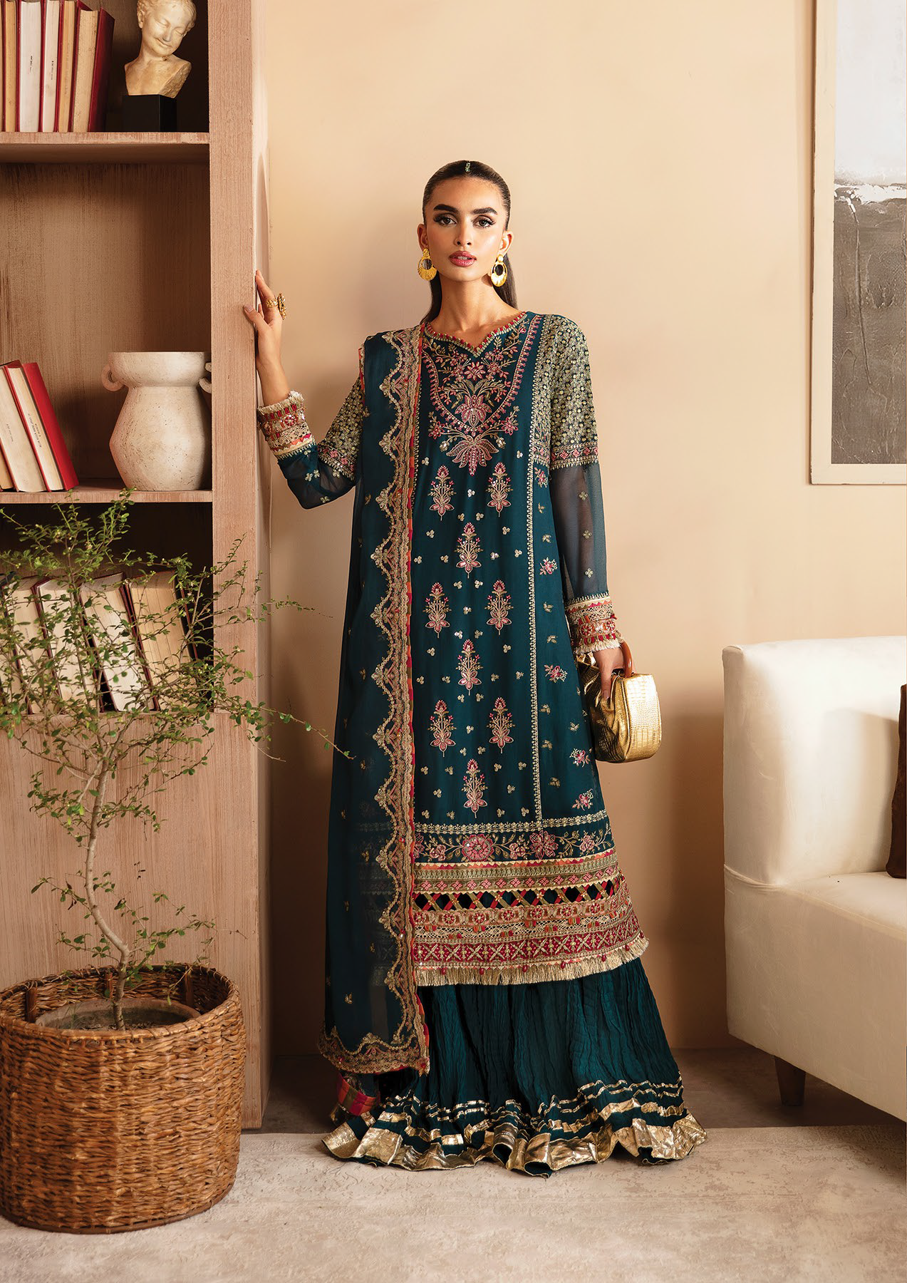 Raahi By Xenia Embroidered Chiffon 3 Piece Unstitched Suit ZE24R D-08 NEHMAT Raahi By Xenia Embroidered Chiffon 3 Piece Unstitched Suit ZE24R D-08 NEHMAT