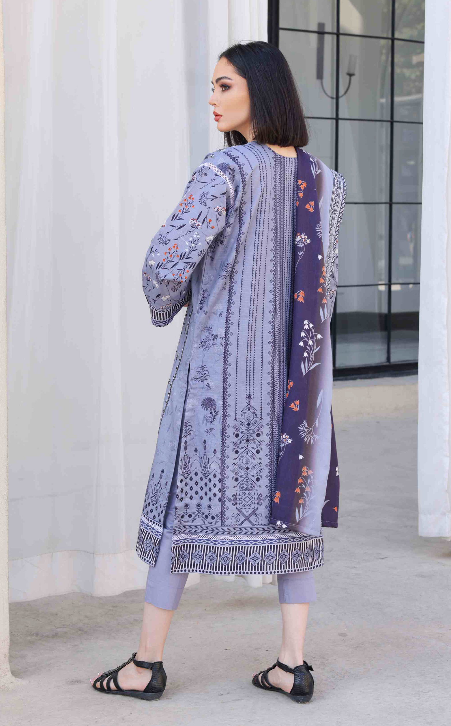 Radisson By Rashid Textile Embroidered Khaddar 3 Piece Unstitched Suit RT24R D-8351 Radisson By Rashid Textile Embroidered Khaddar 3 Piece Unstitched Suit RT24R D-8351