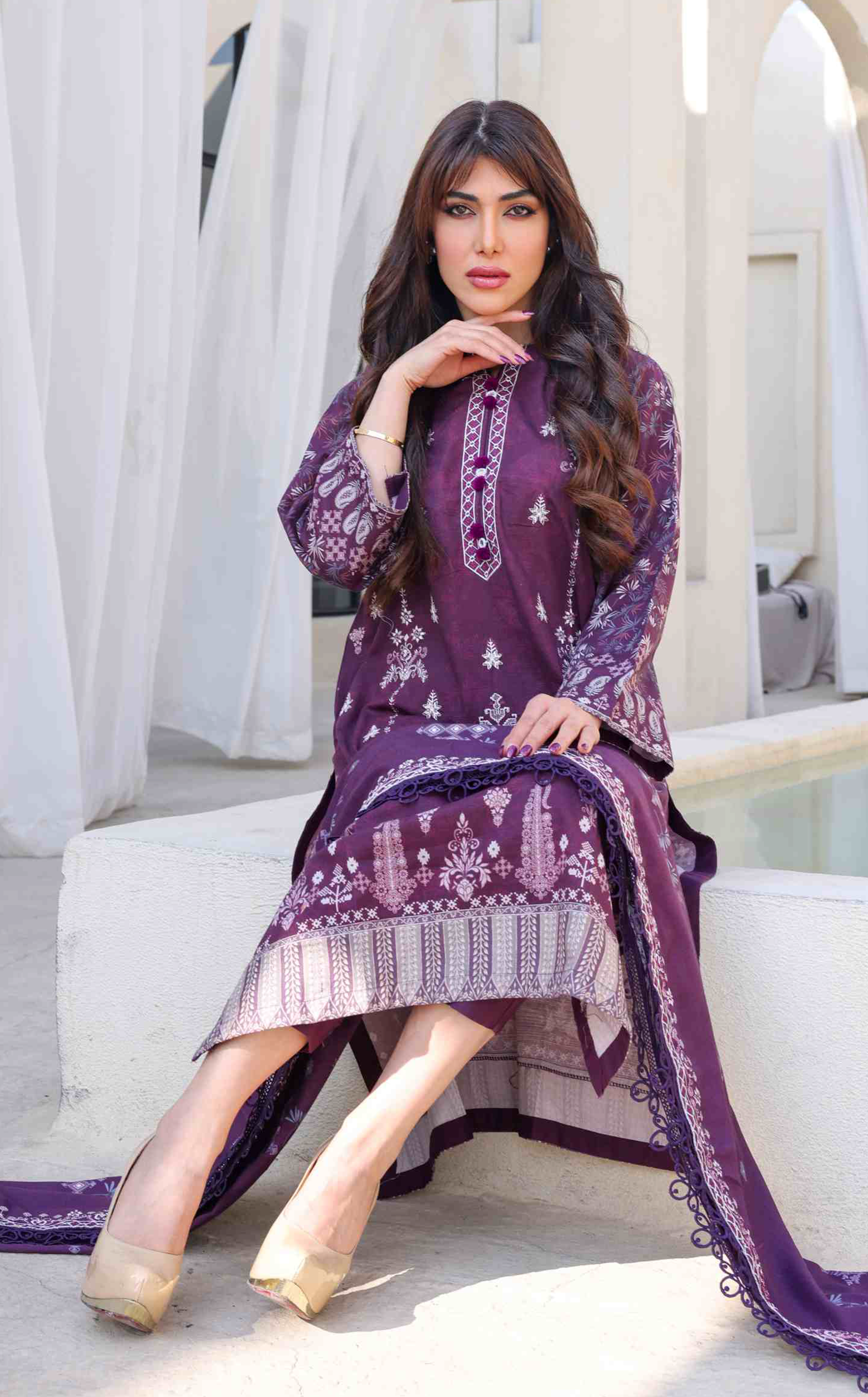 Radisson By Rashid Textile Embroidered Khaddar 3 Piece Unstitched Suit RT24R D-8354 Radisson By Rashid Textile Embroidered Khaddar 3 Piece Unstitched Suit RT24R D-8354