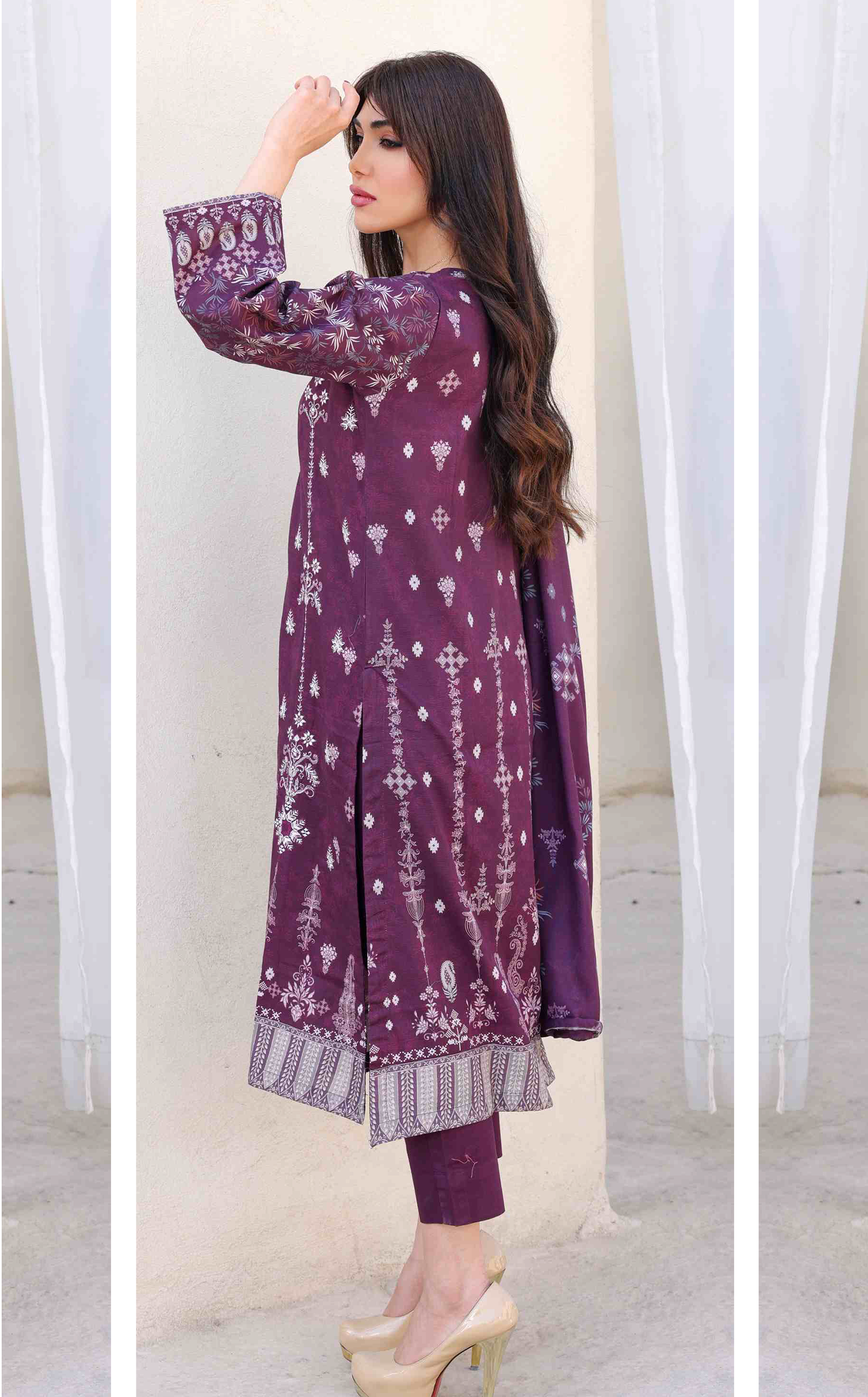 Radisson By Rashid Textile Embroidered Khaddar 3 Piece Unstitched Suit RT24R D-8354 Radisson By Rashid Textile Embroidered Khaddar 3 Piece Unstitched Suit RT24R D-8354