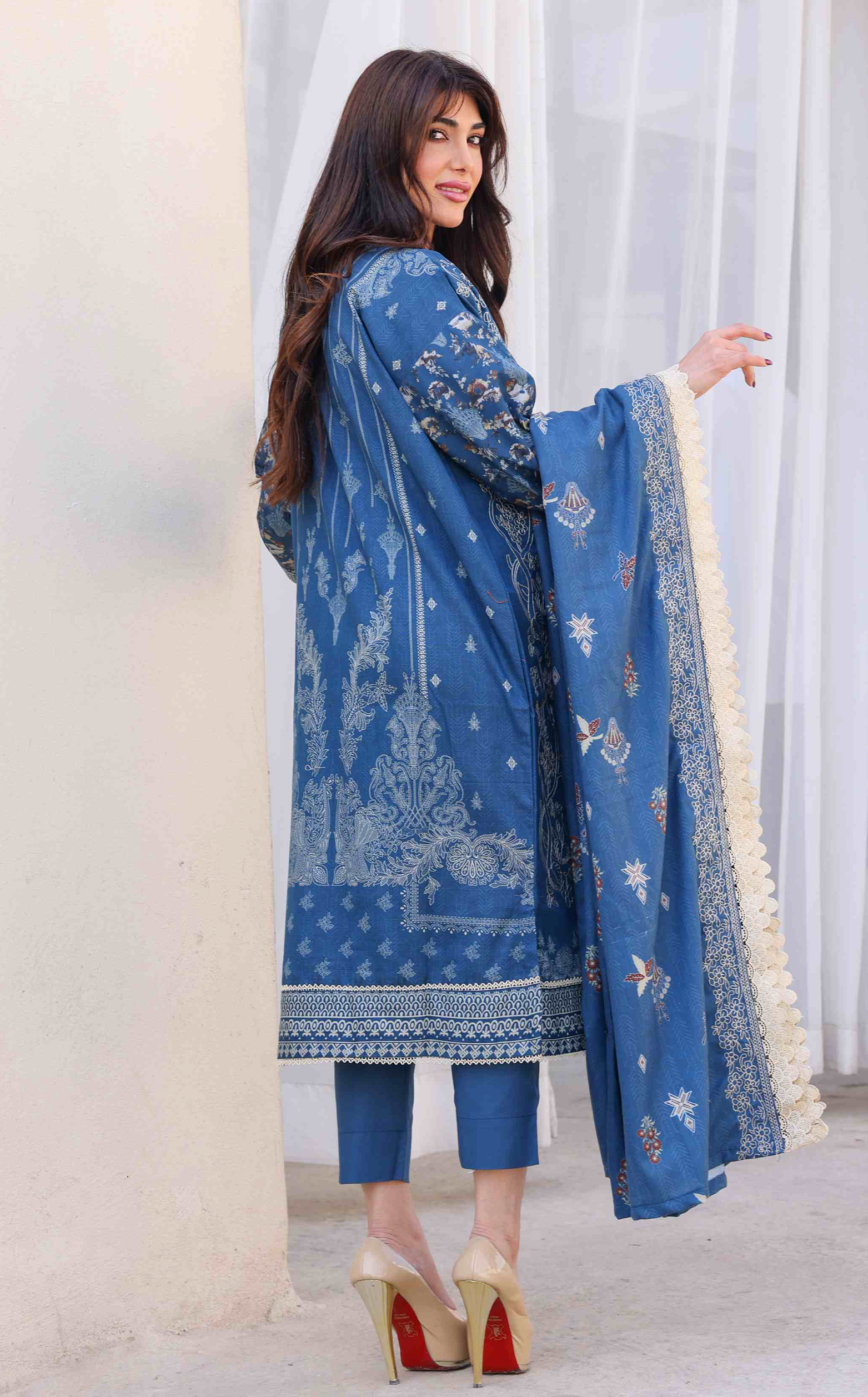 Radisson By Rashid Textile Embroidered Khaddar 3 Piece Unstitched Suit RT24R D-8355 Radisson By Rashid Textile Embroidered Khaddar 3 Piece Unstitched Suit RT24R D-8355