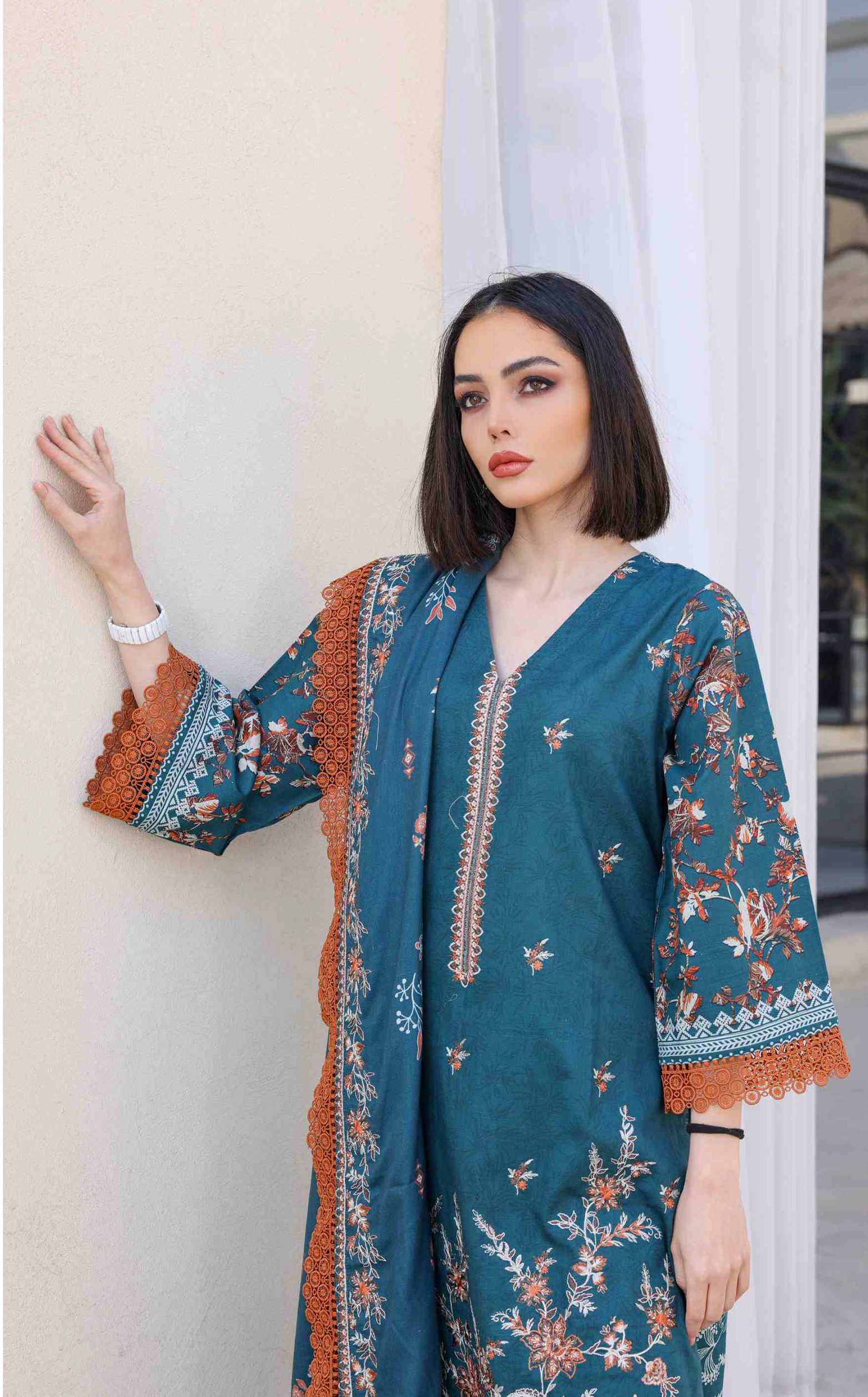 Radisson By Rashid Textile Embroidered Khaddar 3 Piece Unstitched Suit RT24R D-8356 Radisson By Rashid Textile Embroidered Khaddar 3 Piece Unstitched Suit RT24R D-8356